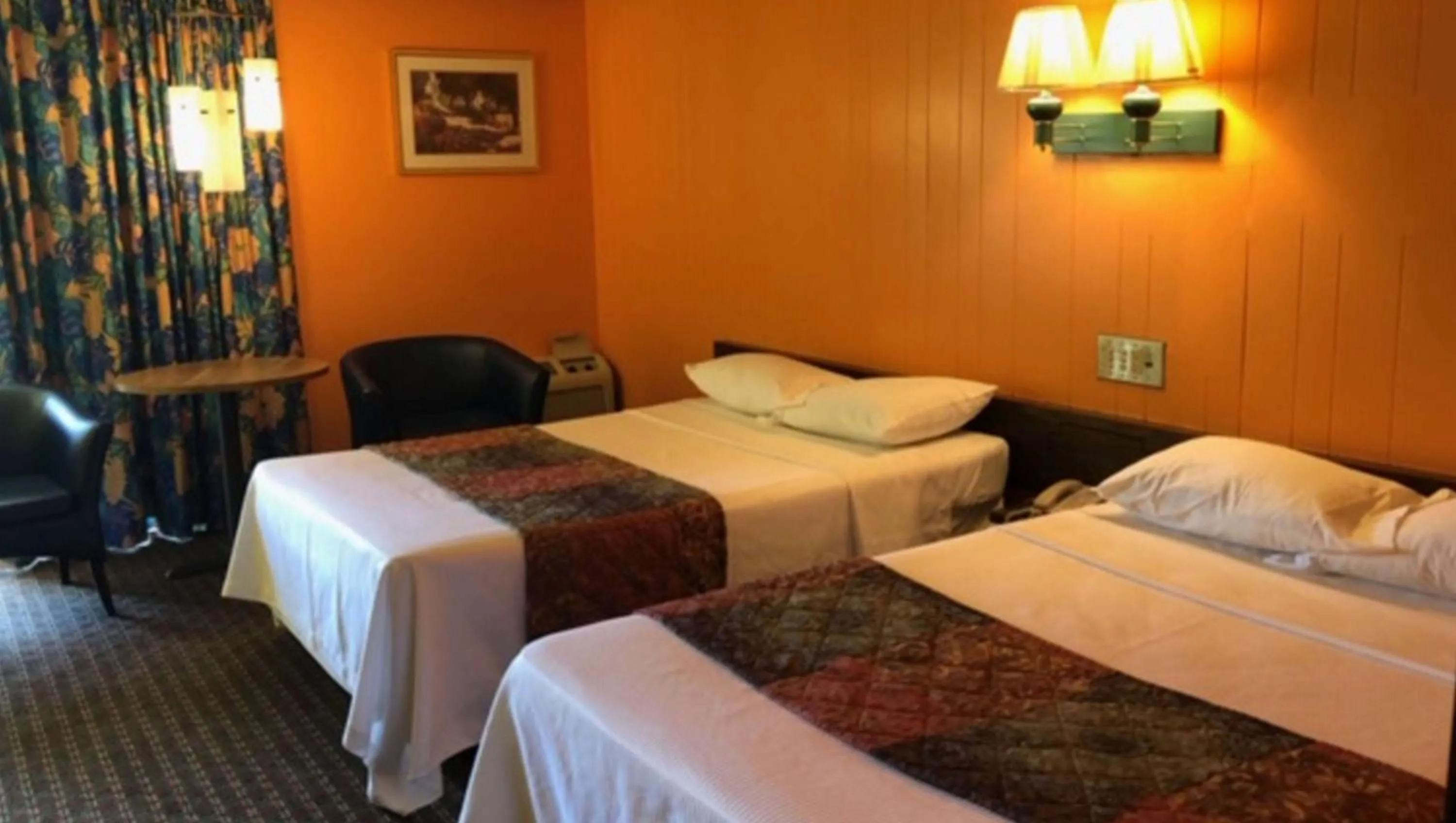 Photo of the whole room in Sunset Inn Manning