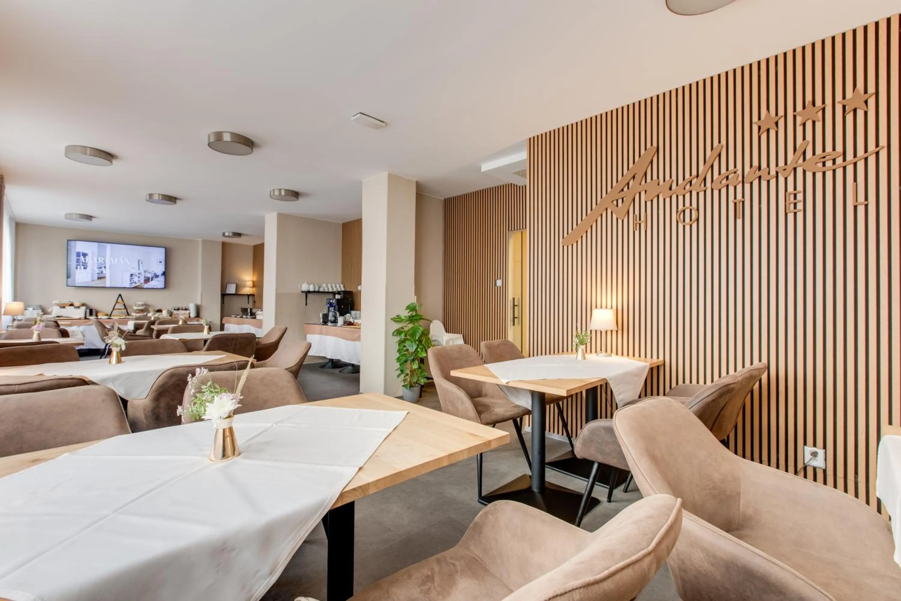 Buffet breakfast in Hotel Andante