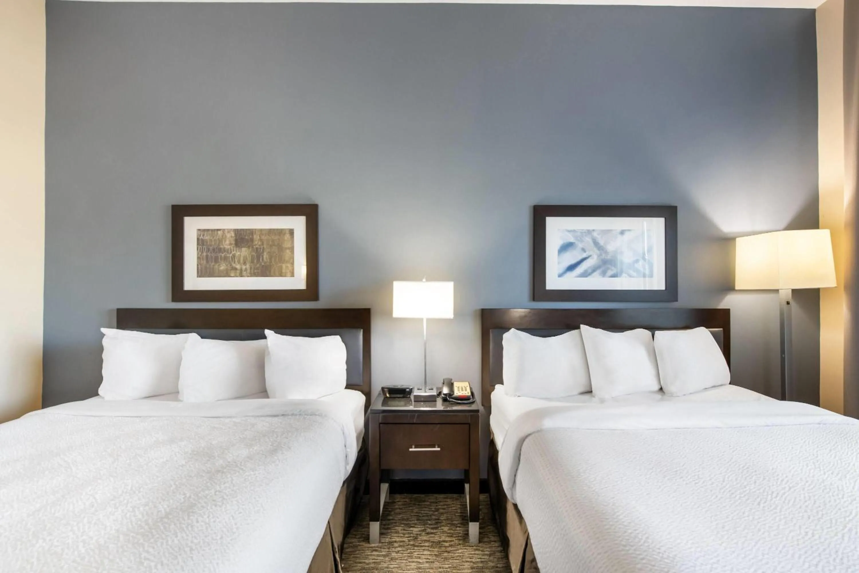 Bed in Wingate Slidell New Orleans