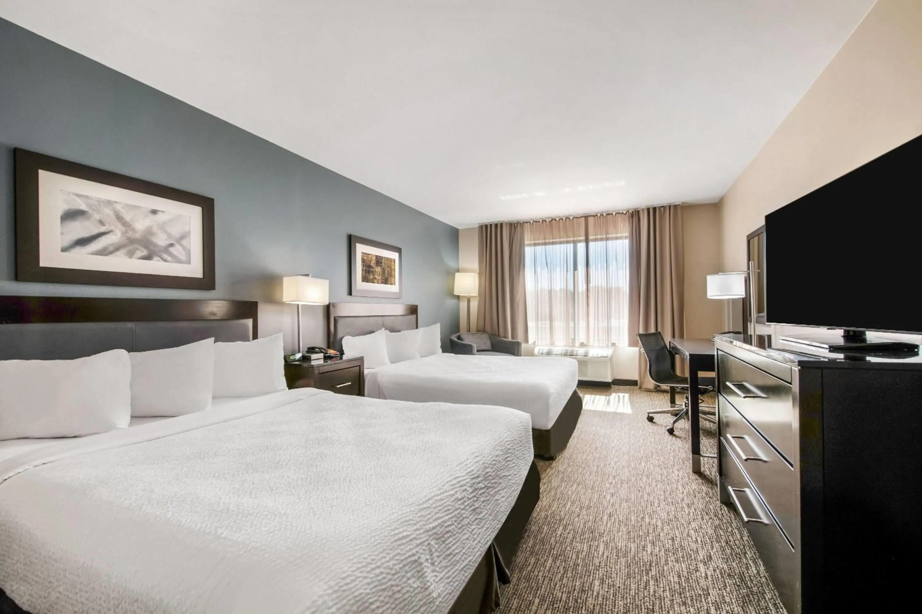 Bed in Wingate Slidell New Orleans