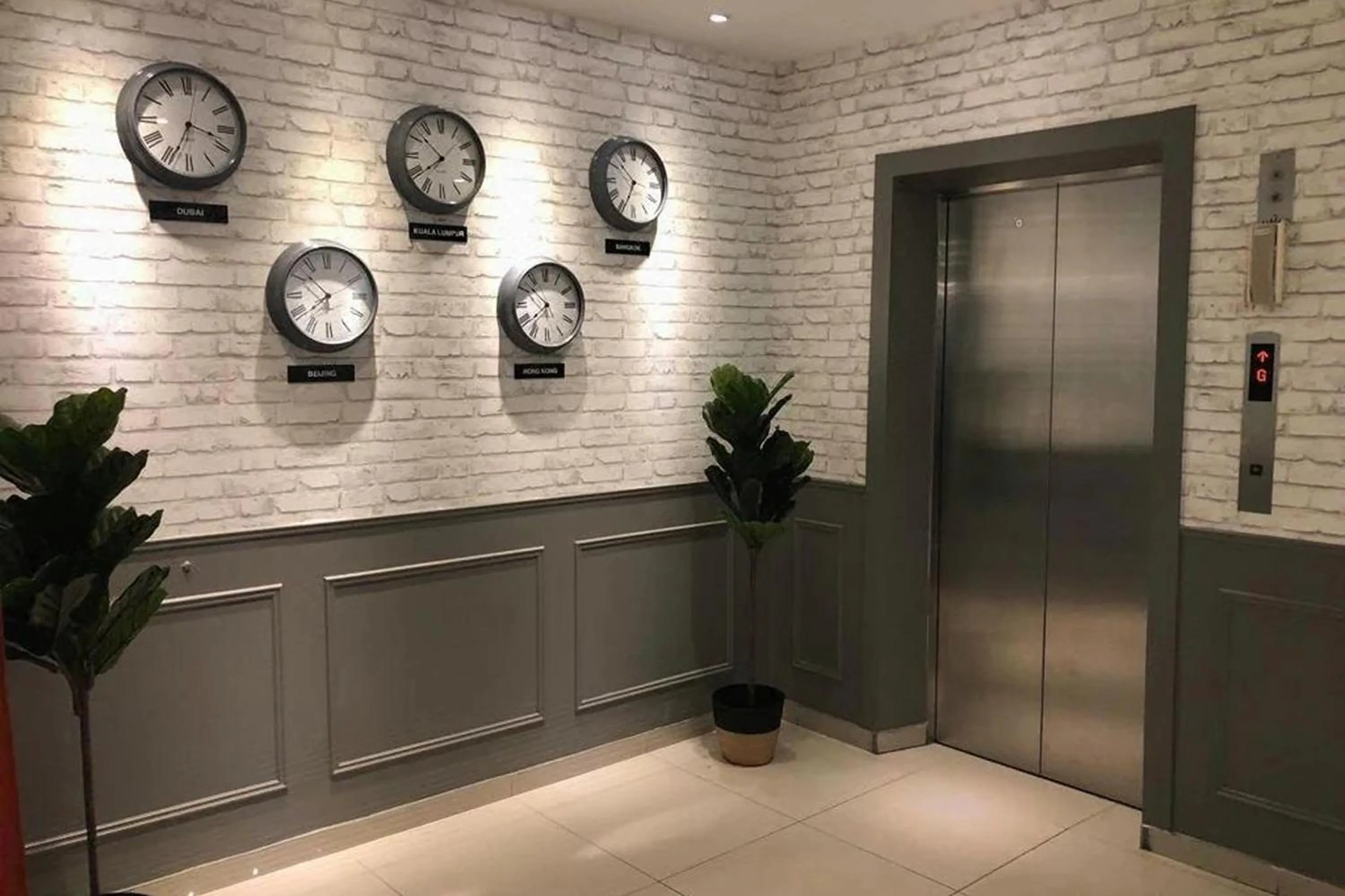 elevator in Mars Hotel