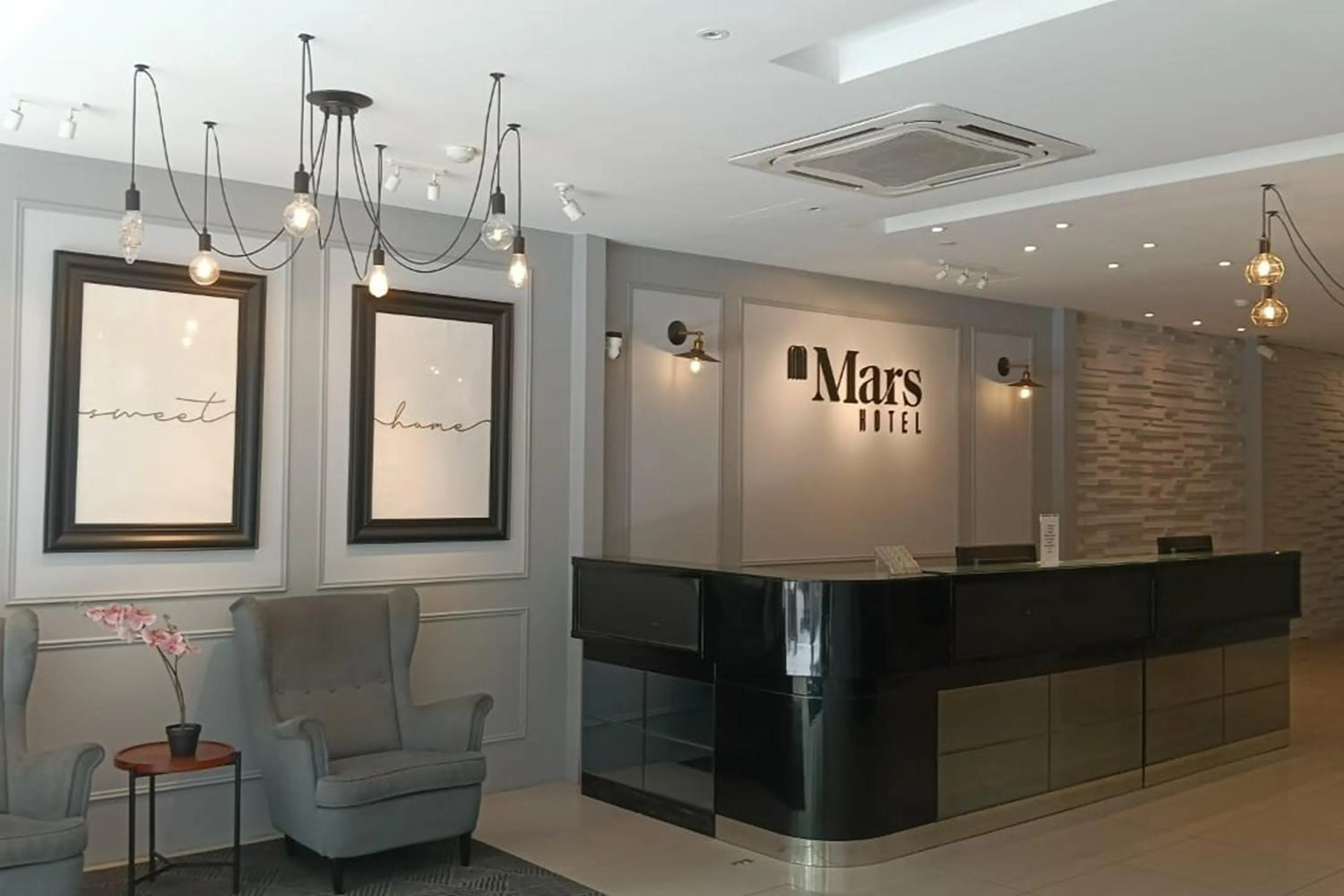 Lobby or reception in Mars Hotel