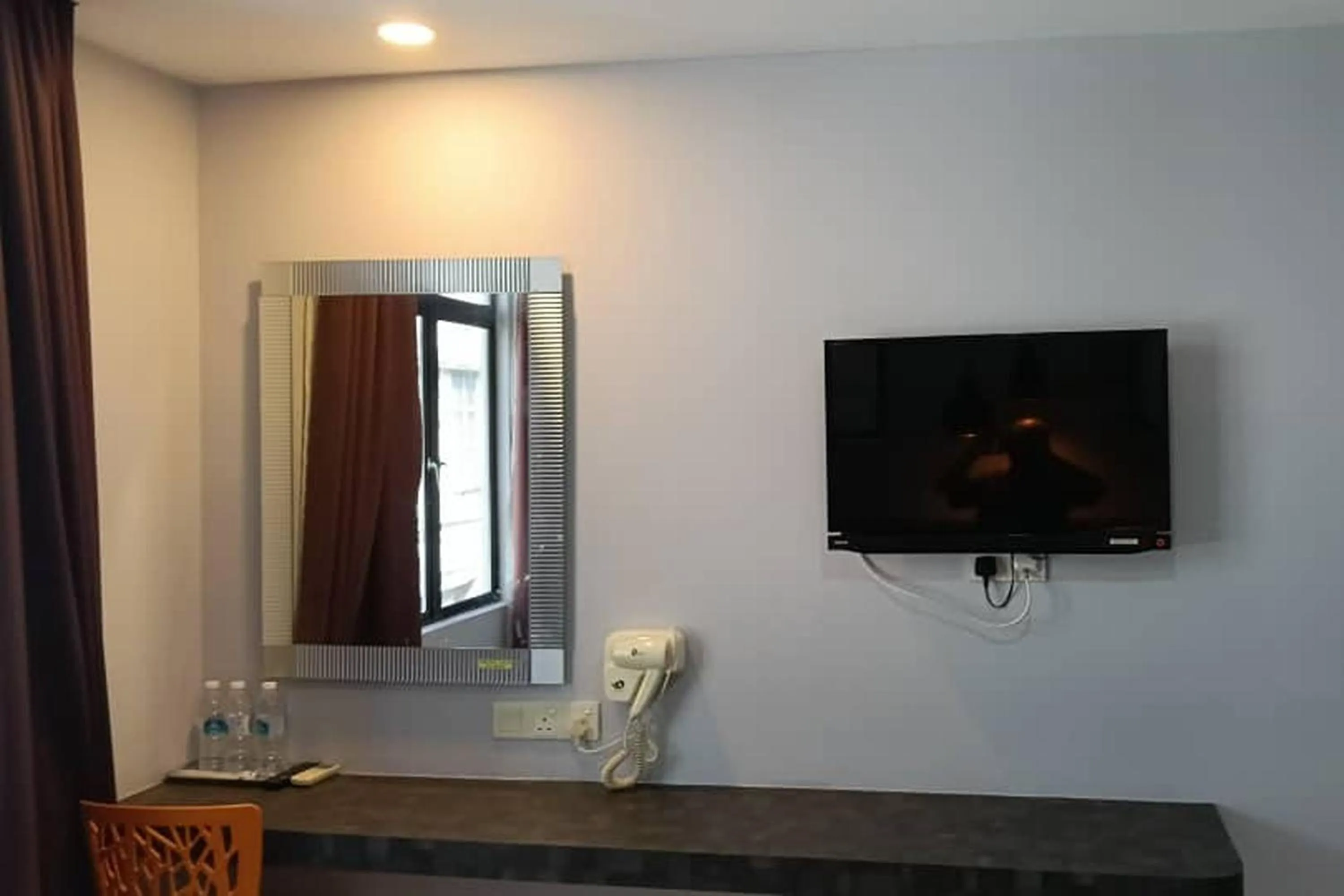 TV and multimedia in Mars Hotel