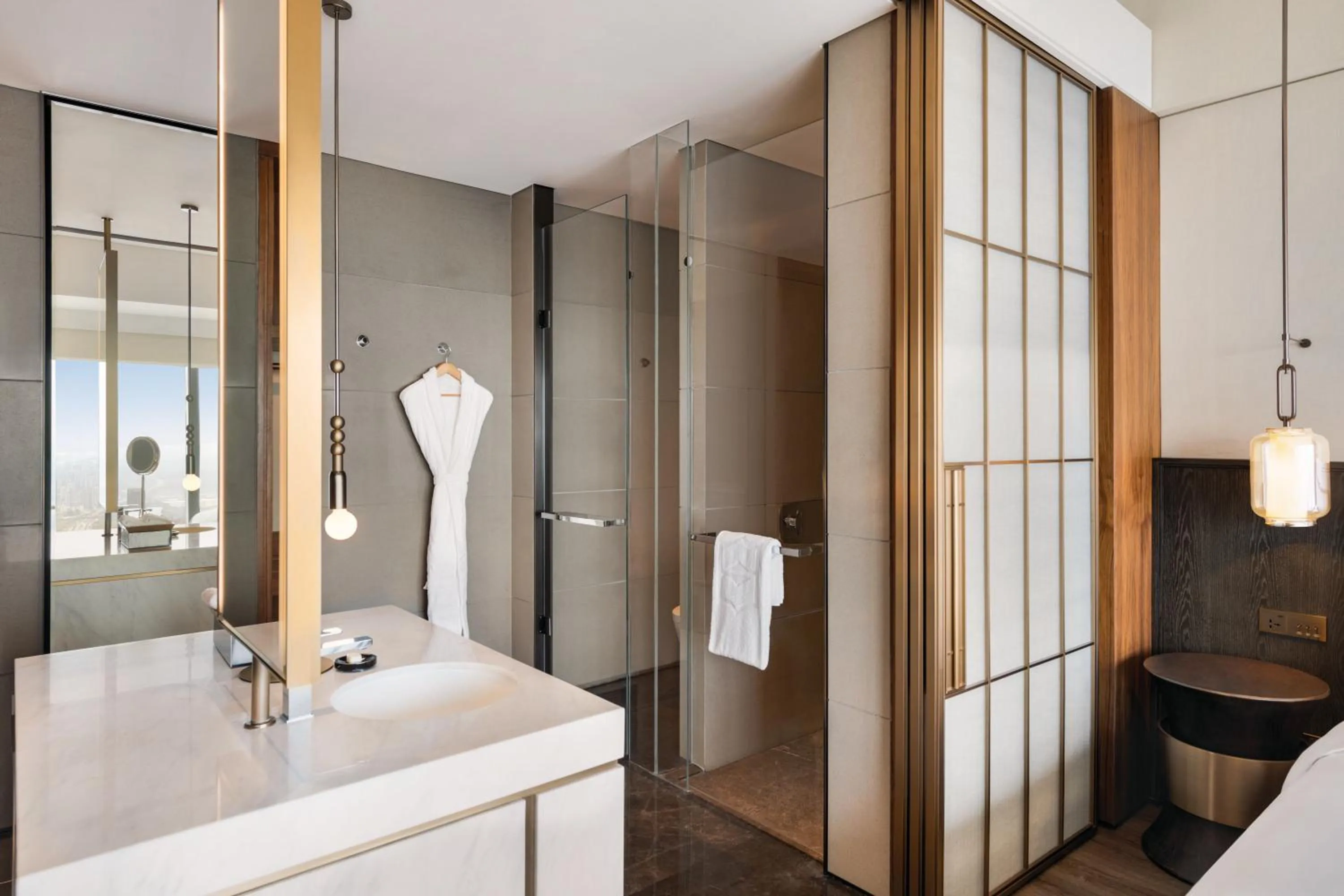 Toilet in Shangri-La Nanning - The tallest hotel worldwide in Shangri-La Group