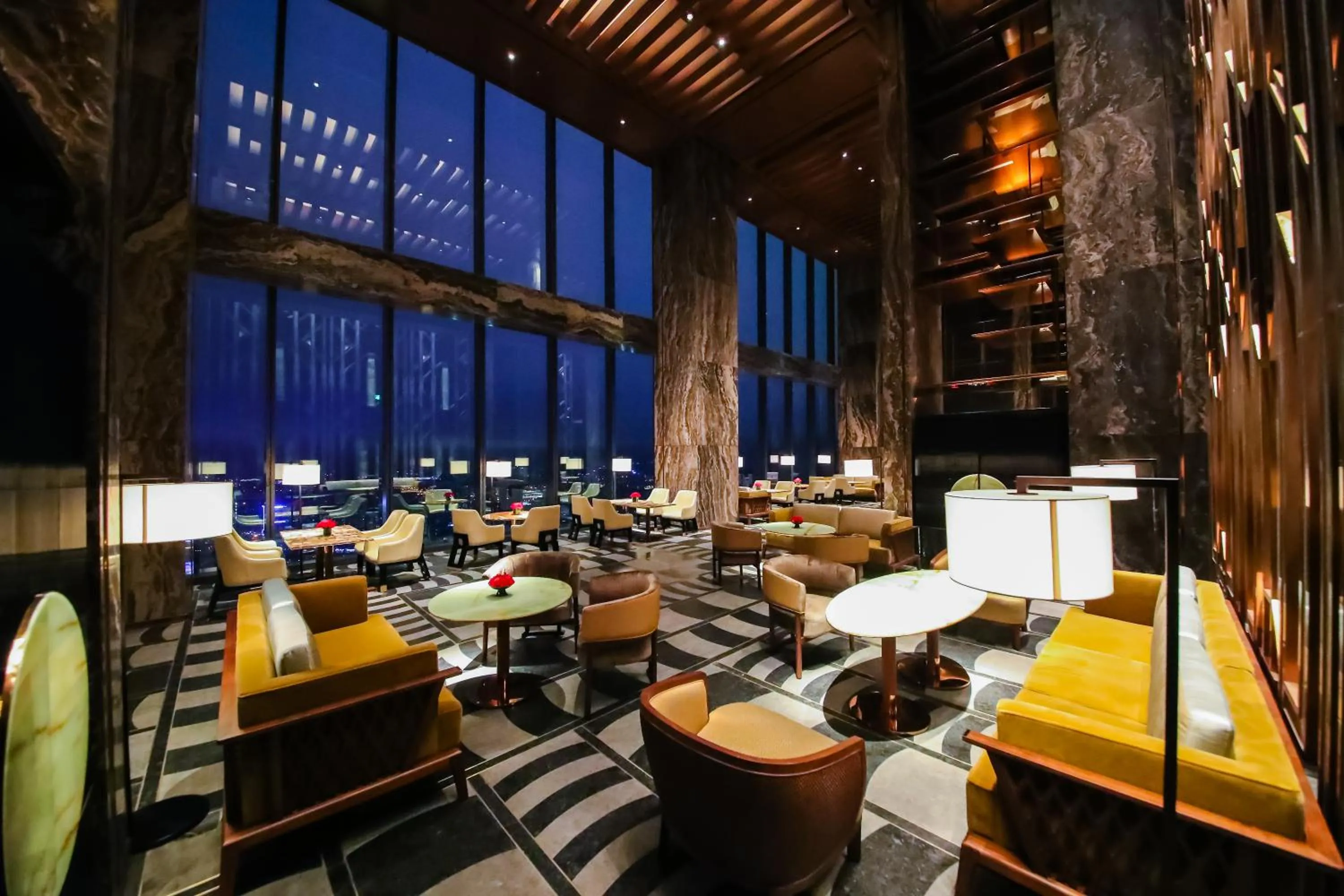 Restaurant/places to eat in Shangri-La Nanning - The tallest hotel worldwide in Shangri-La Group