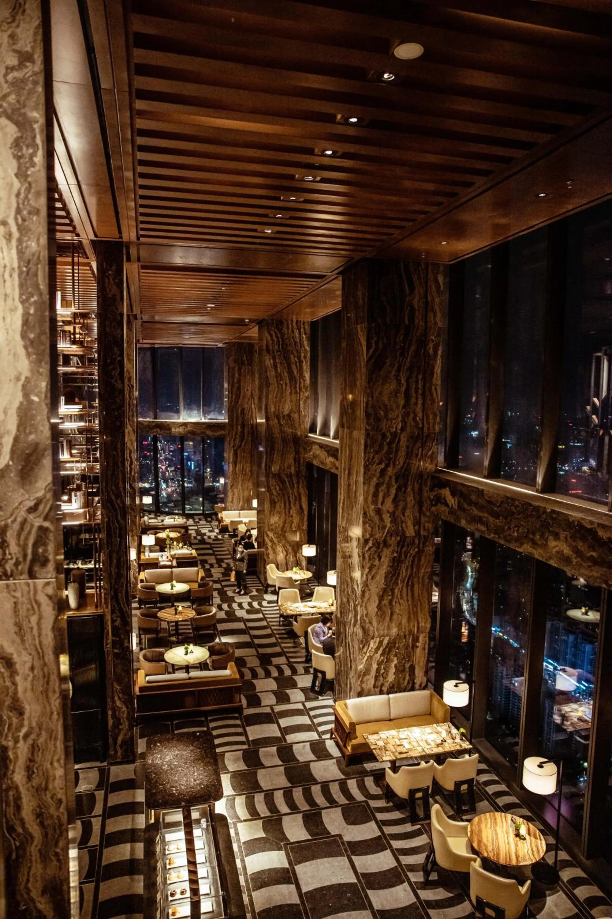 Restaurant/places to eat in Shangri-La Nanning - The tallest hotel worldwide in Shangri-La Group