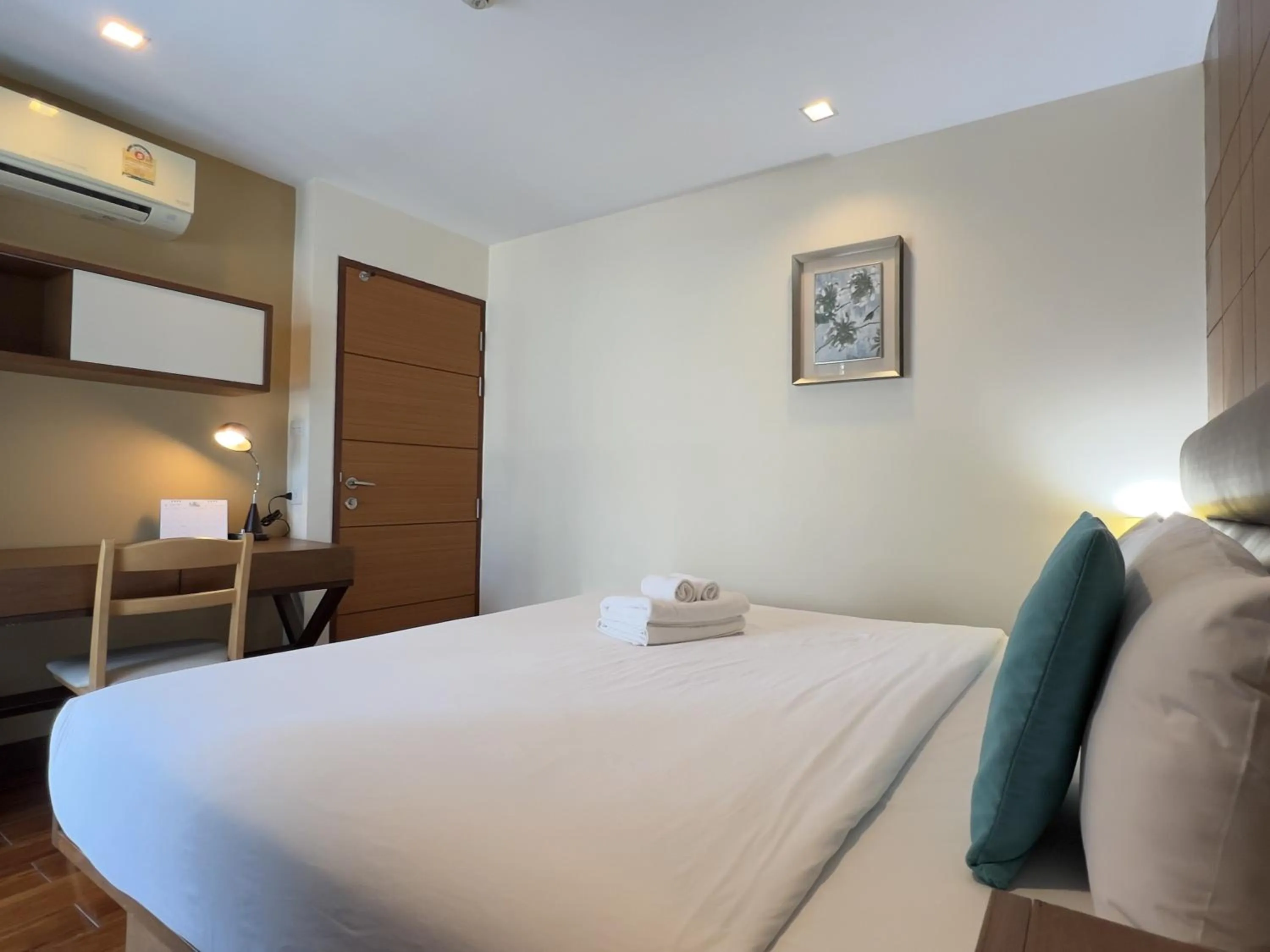 Bedroom, Bed in Silom Forest Exclusive Residence