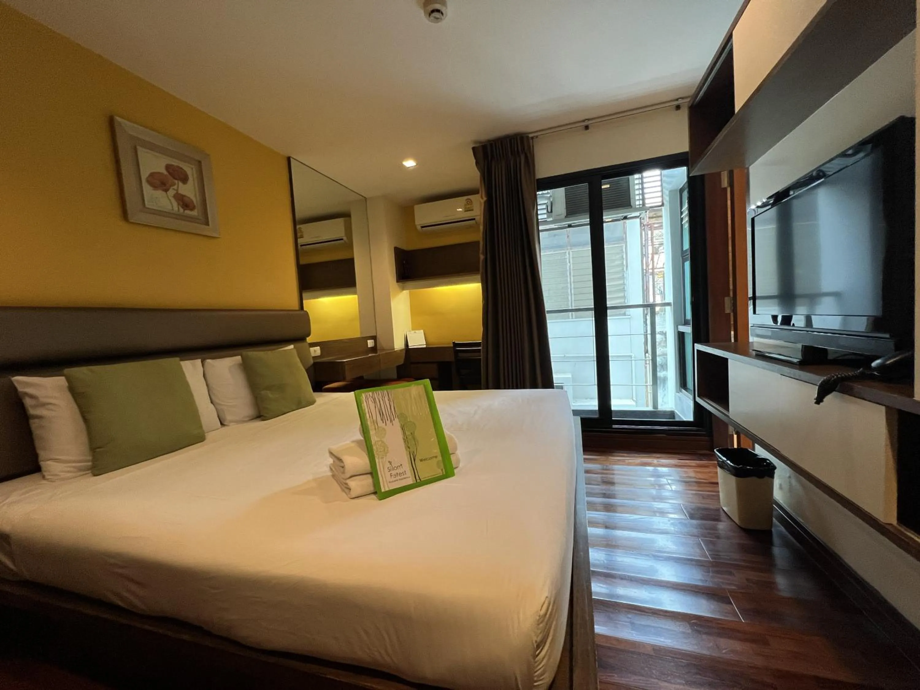 Bed in Silom Forest Exclusive Residence