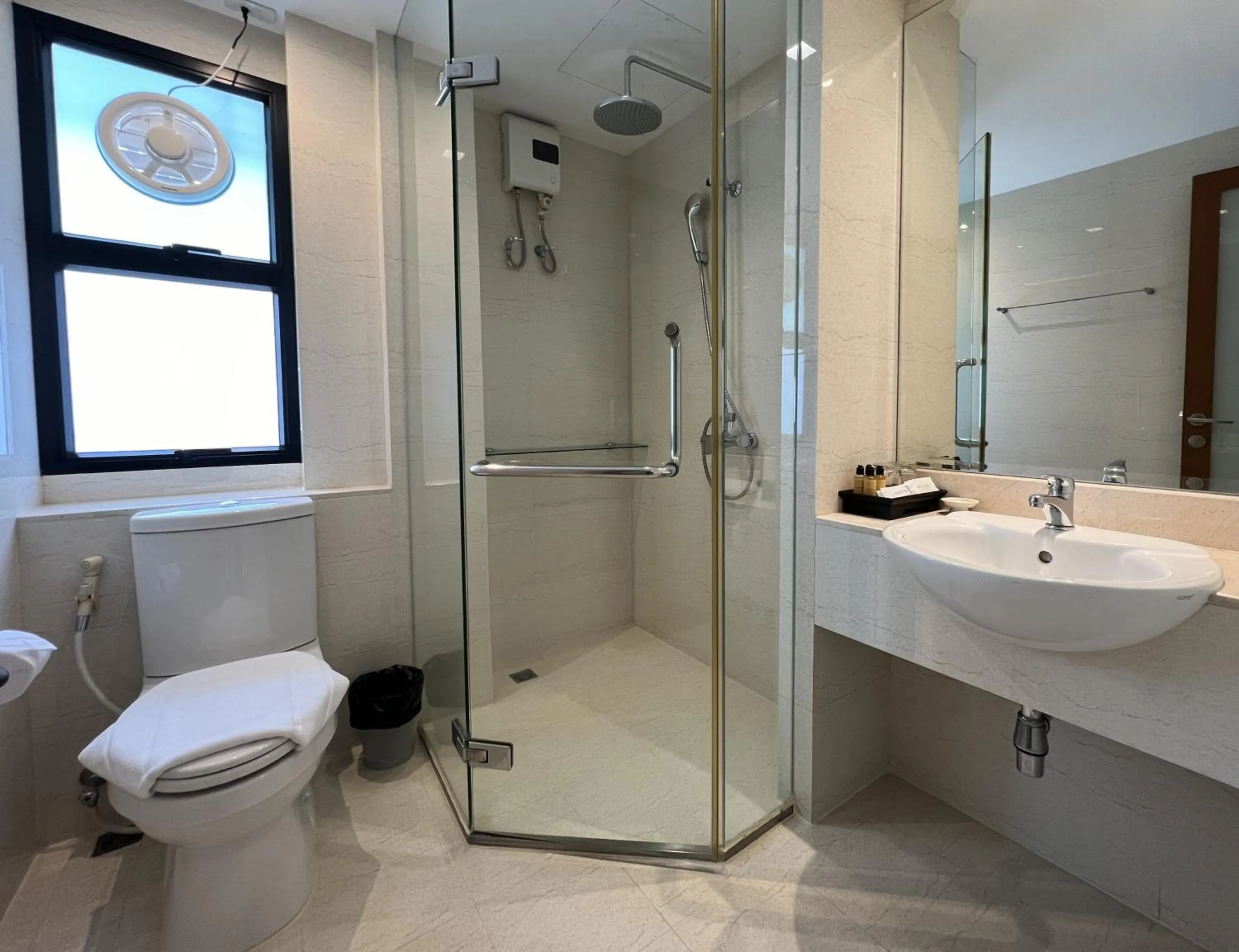 Shower in Silom Forest Exclusive Residence