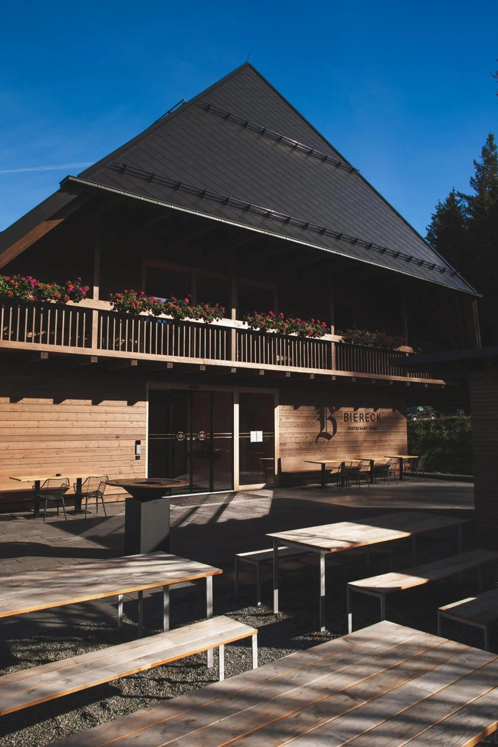 Property building in Hotel Munde