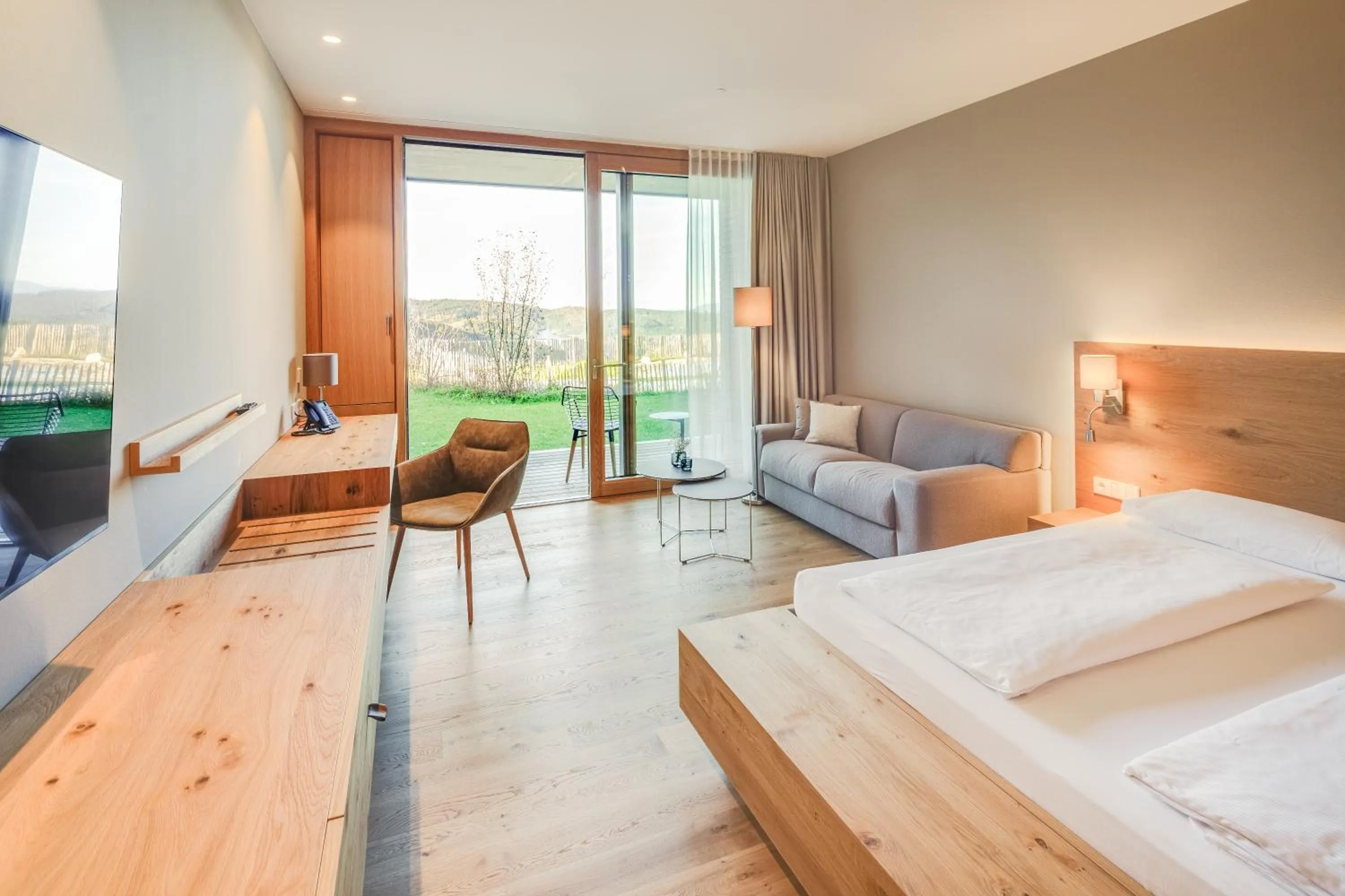 Photo of the whole room, Bed in Hotel Munde