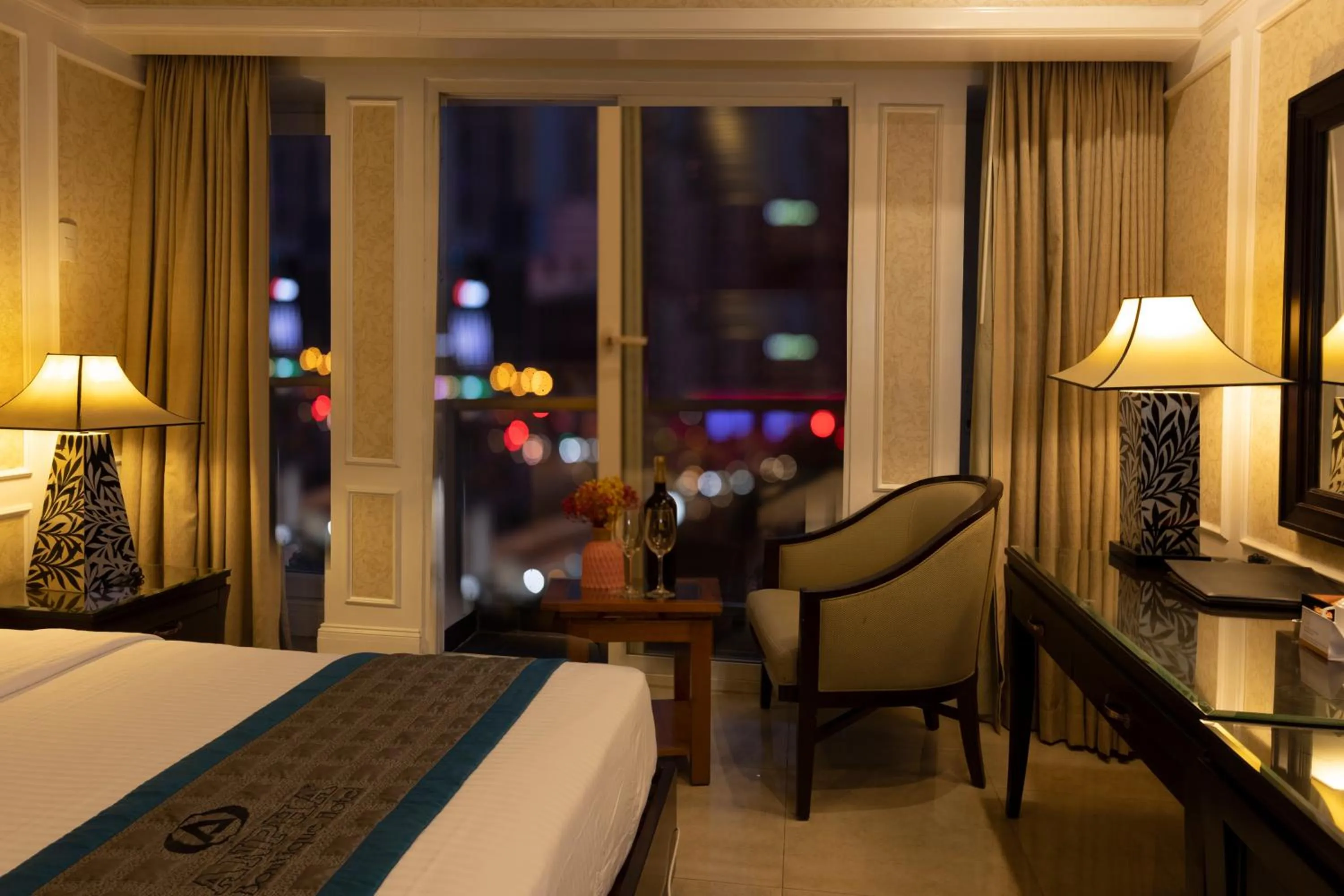 Photo of the whole room, Bed in Anpha Boutique Hotel