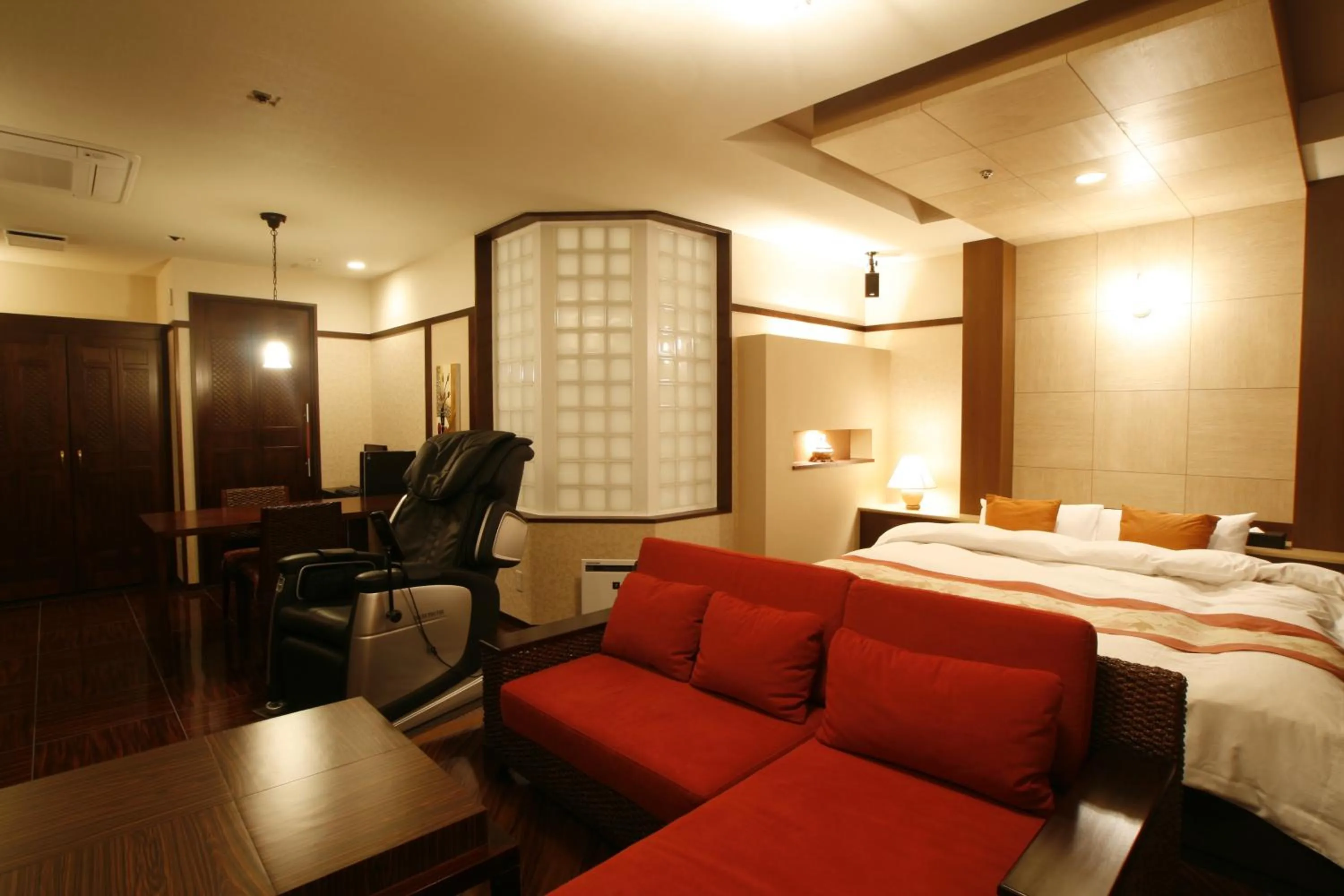 Bedroom, Bed in Hotel & Spa Lotus (Adult Only)