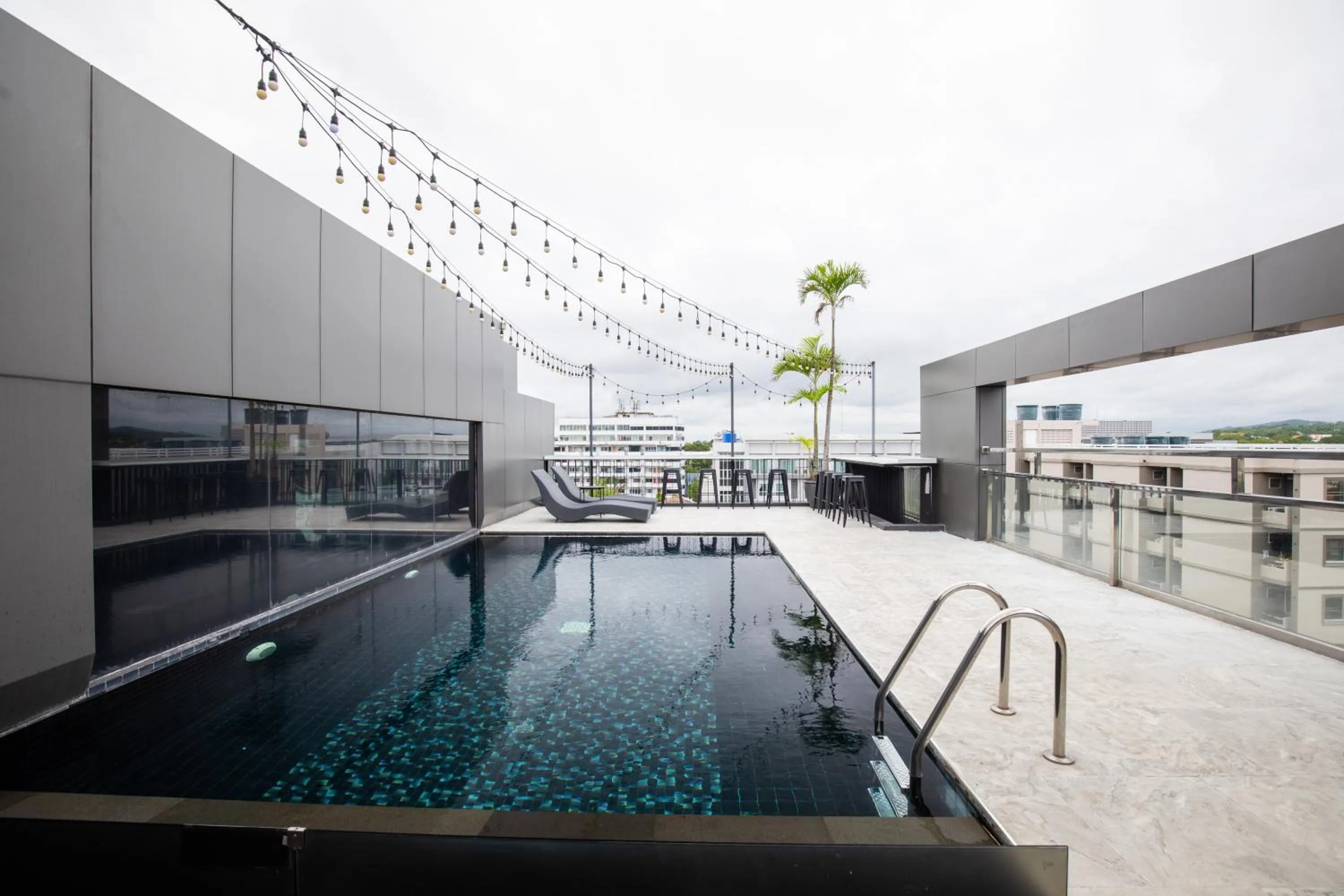 Swimming pool in De Chai Oriental Nimman - SHA Plus