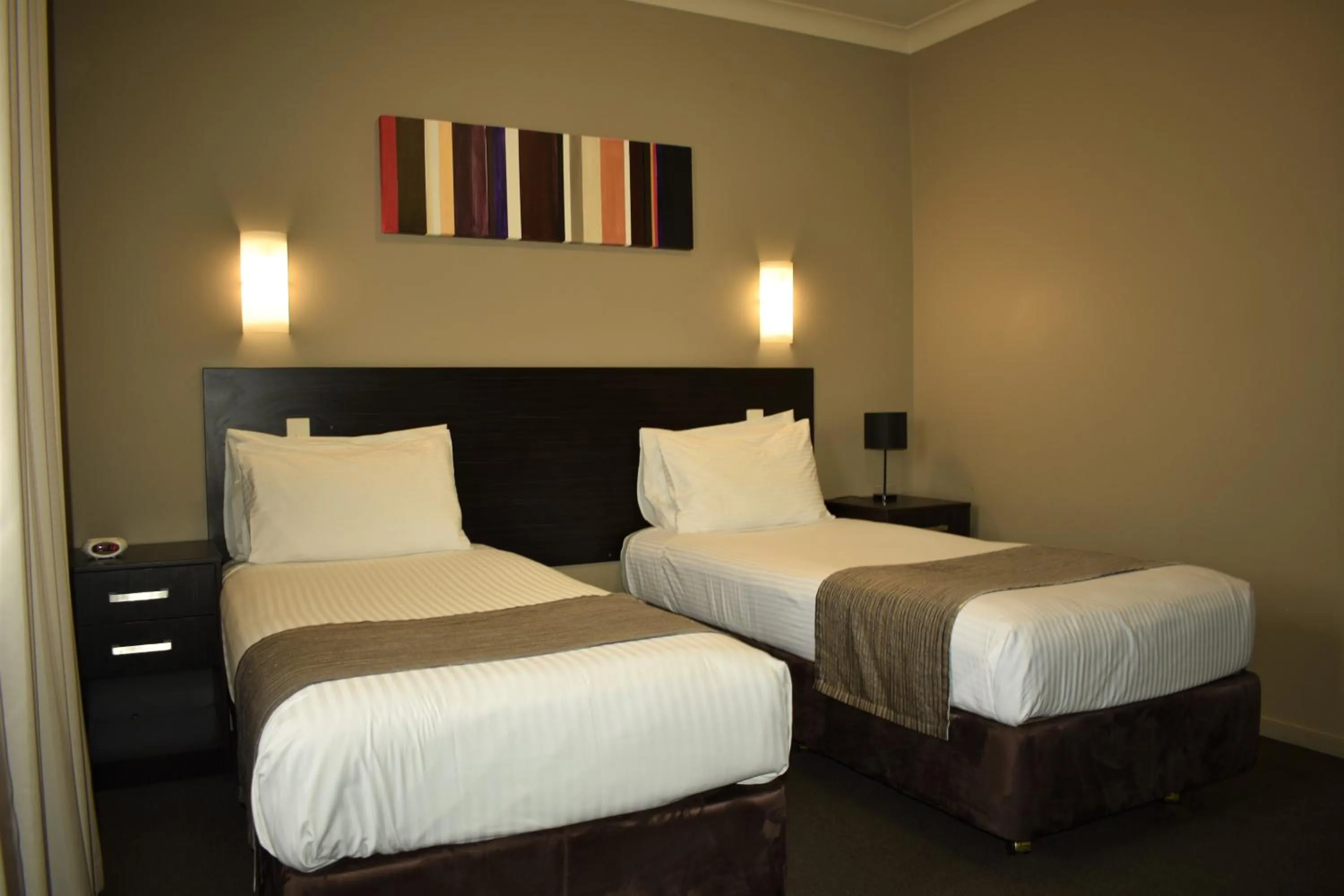 Bed in Best Western Blackbutt Inn