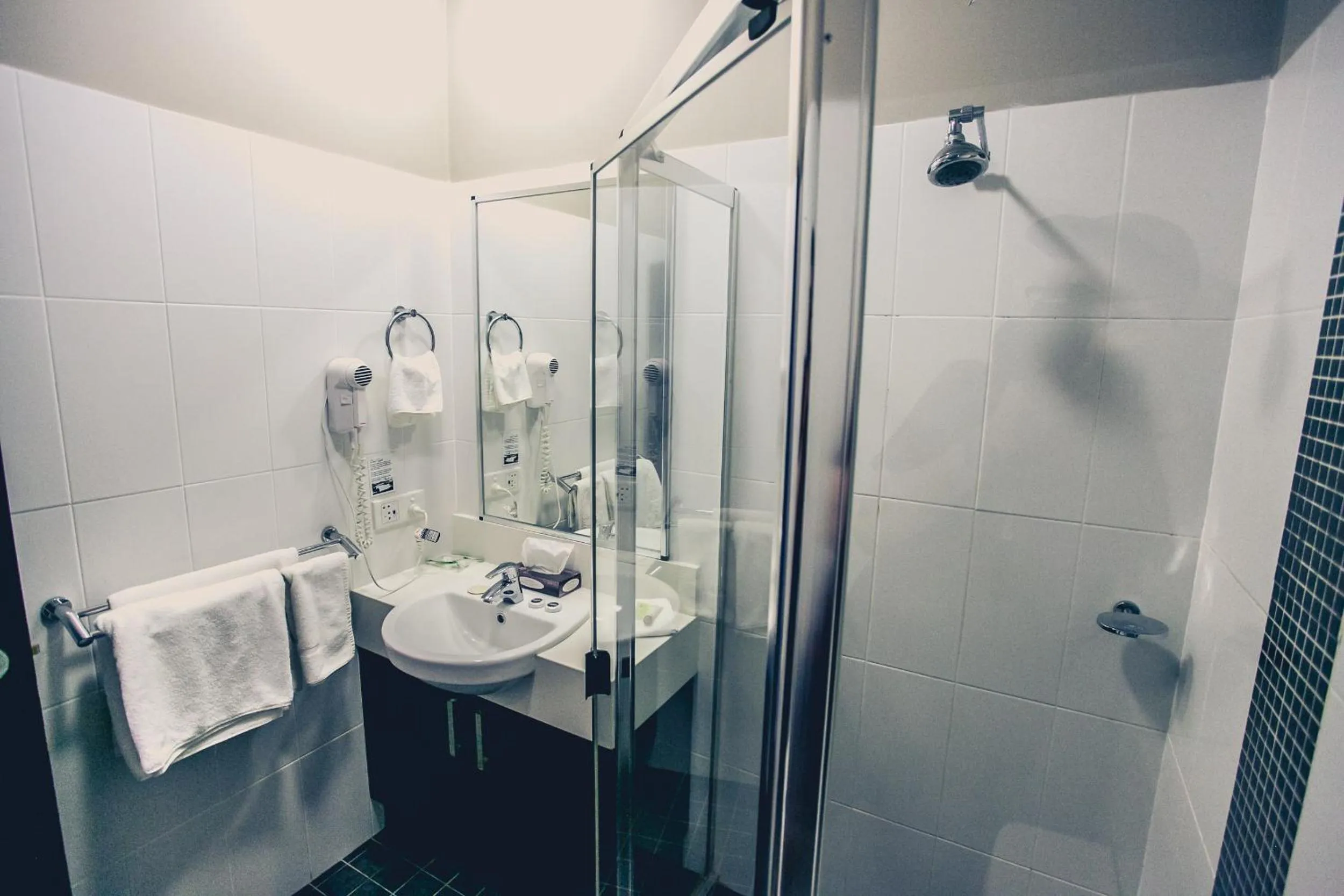 Bathroom in Best Western Blackbutt Inn