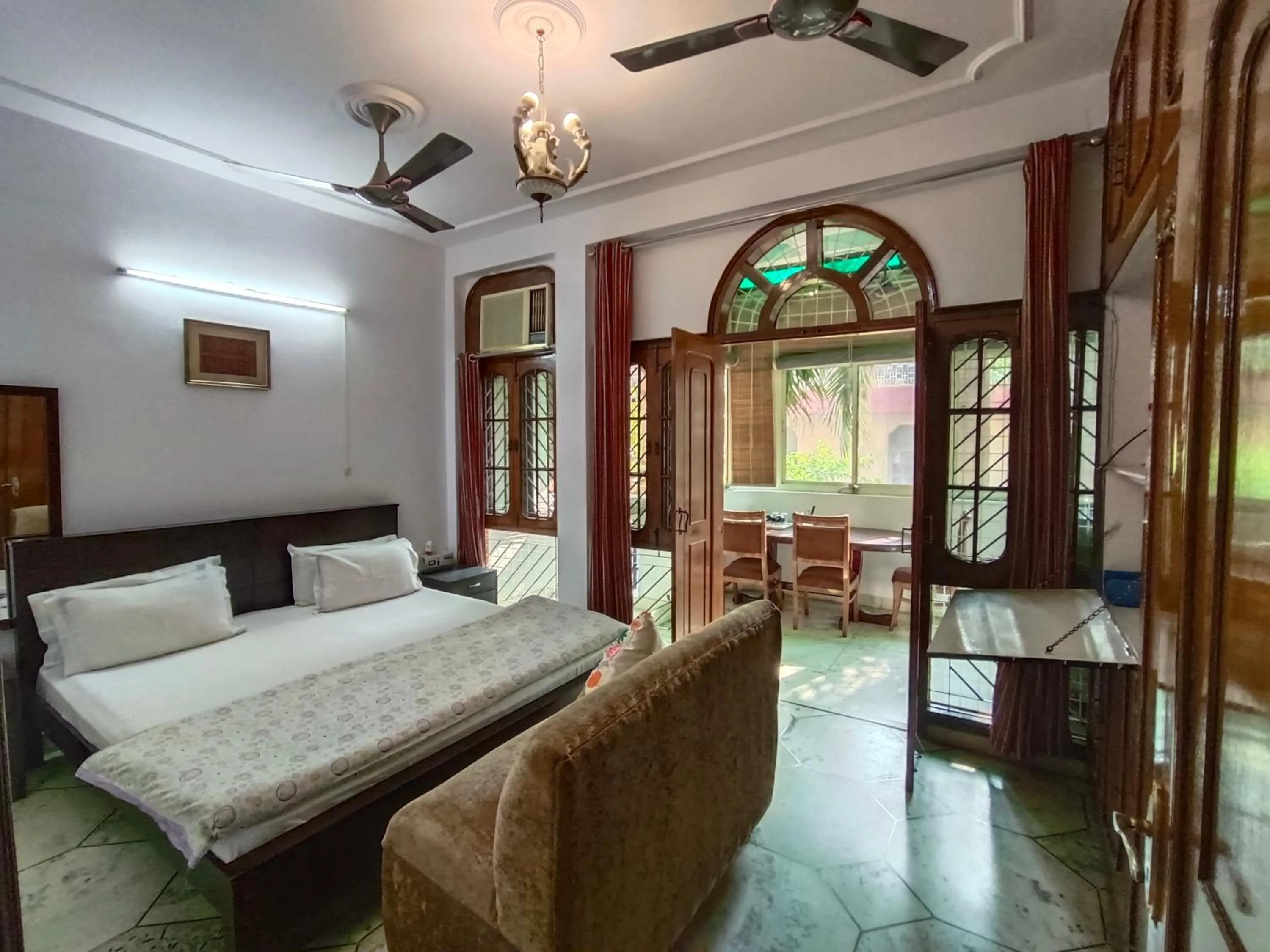 Bedroom, Bed in Tatvamasi Homestay