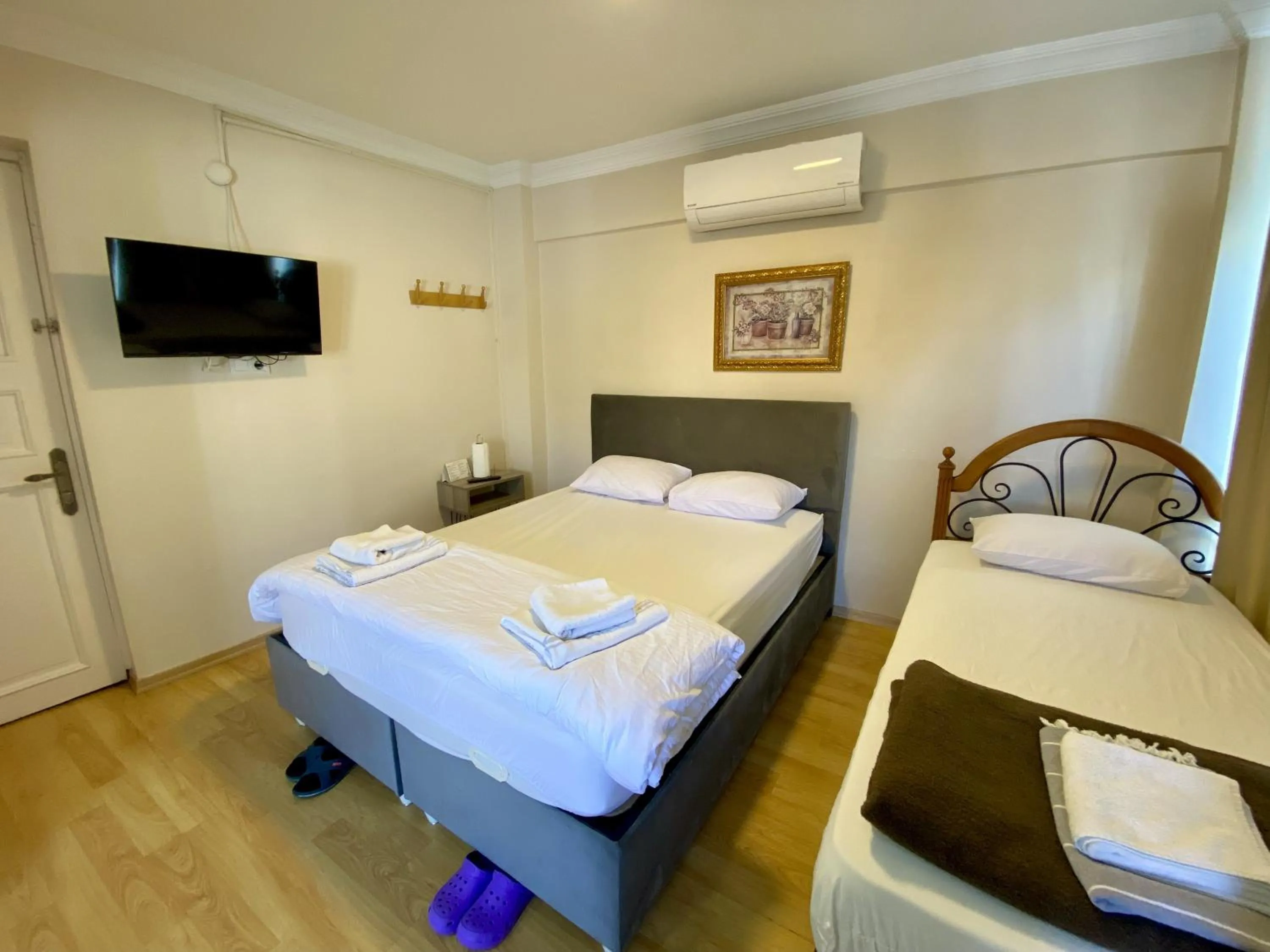 Bed in Meydan Pansiyon Uskudar