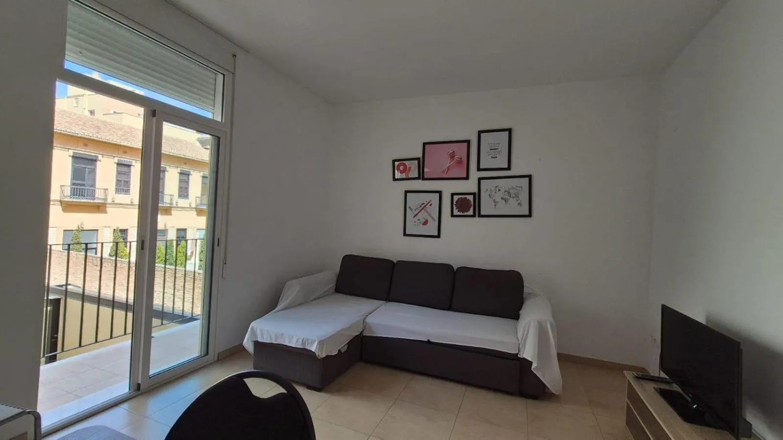 Living room, Bed in Luxury Apartments Puerto Valencia