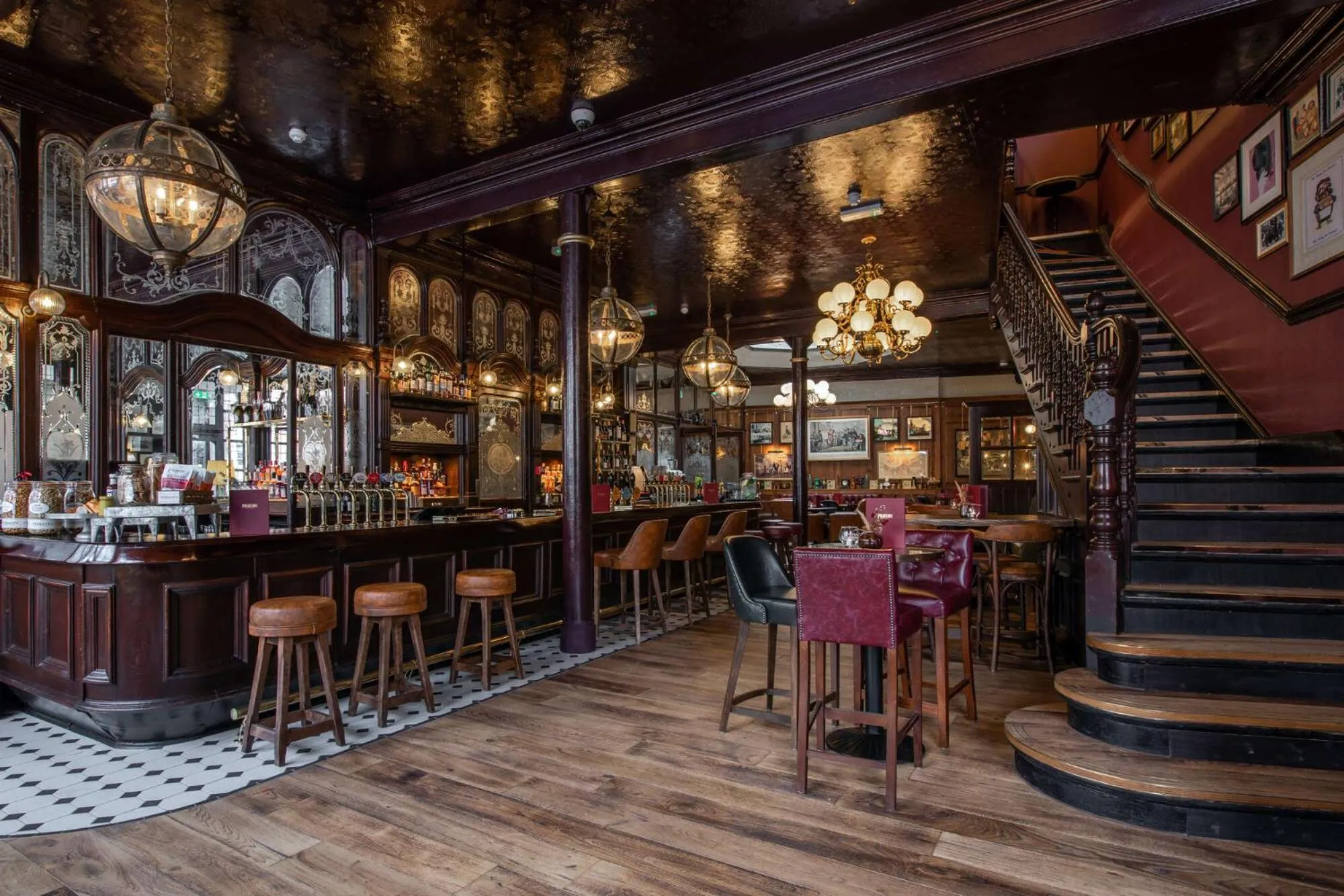 Restaurant/places to eat in Spread Eagle