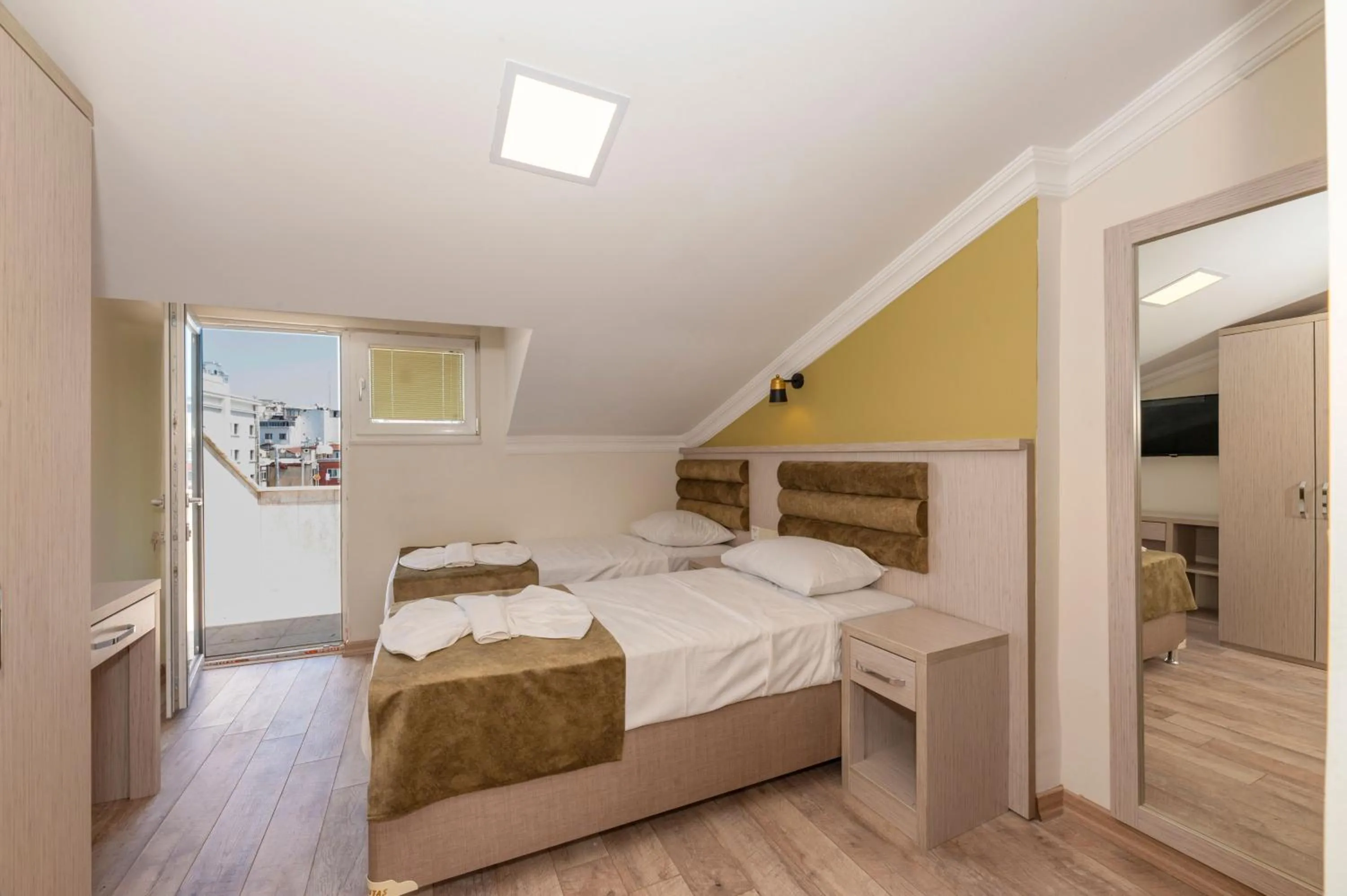 Photo of the whole room, Bed in Bazaar Hotels Old City