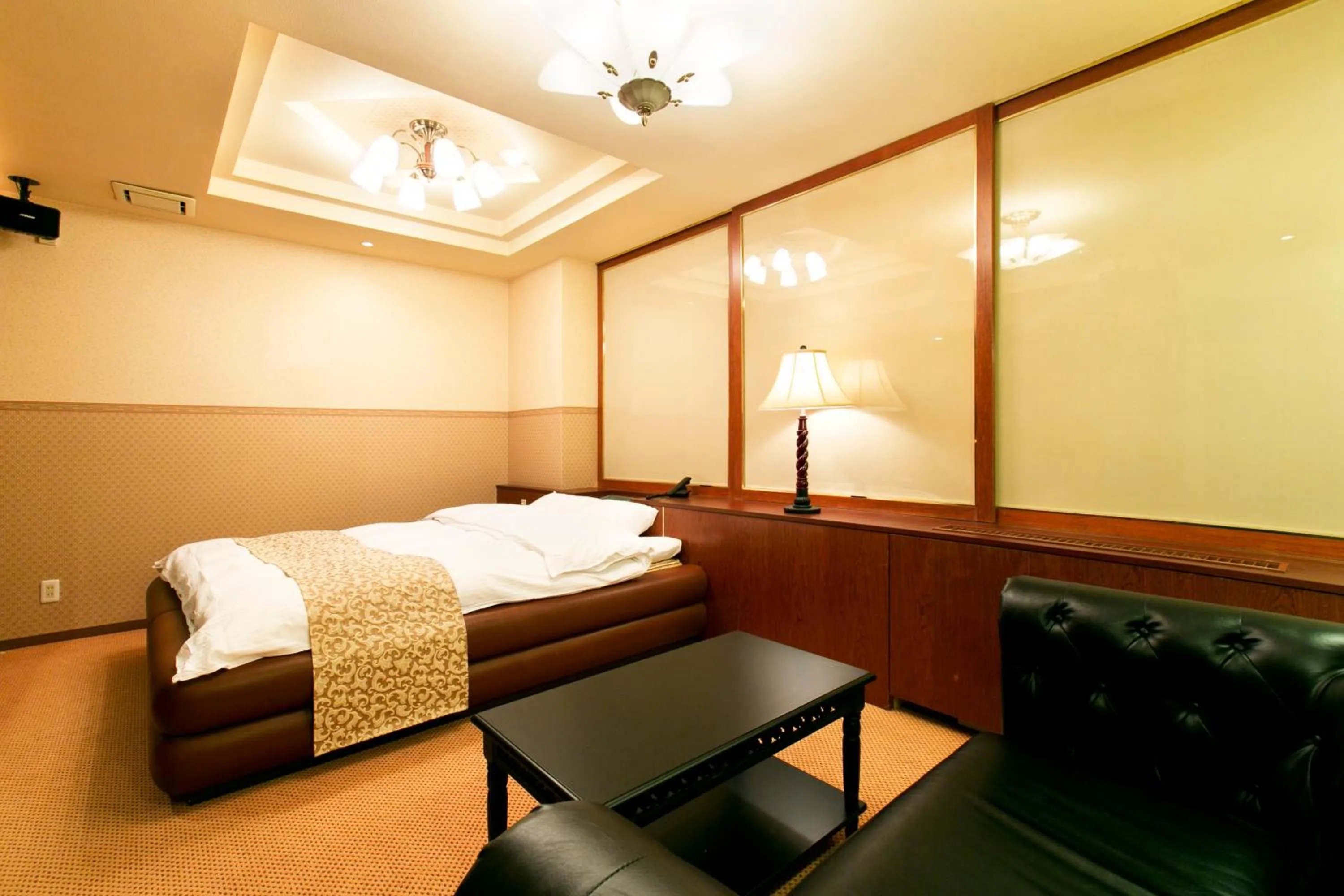 Photo of the whole room, Bed in Hotel Luna (Adult Only)