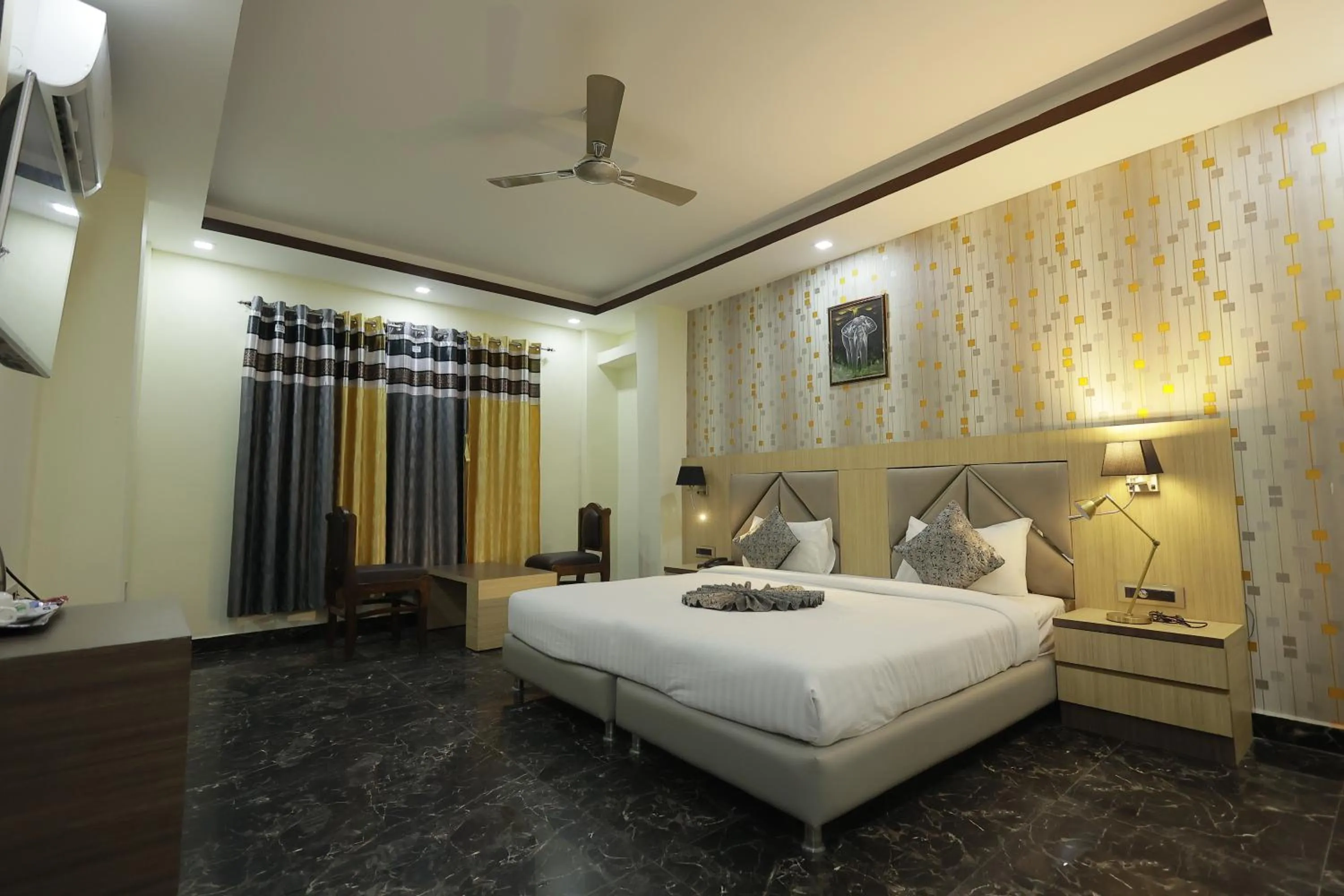 Photo of the whole room, Bed in THE BODHI PALACE RESORT