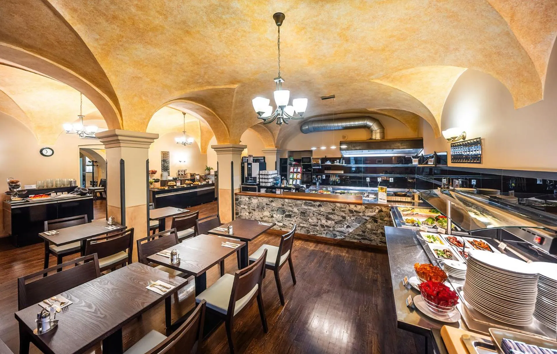 Restaurant/places to eat in Hotel Elite Prague