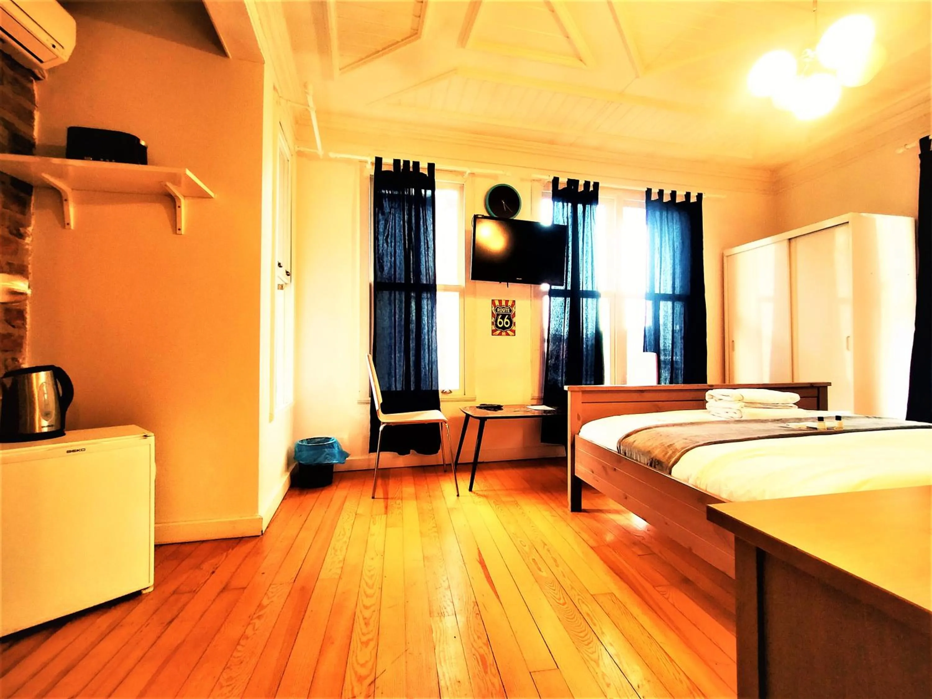 Photo of the whole room in Dreamers V&V Hotel Cihangir