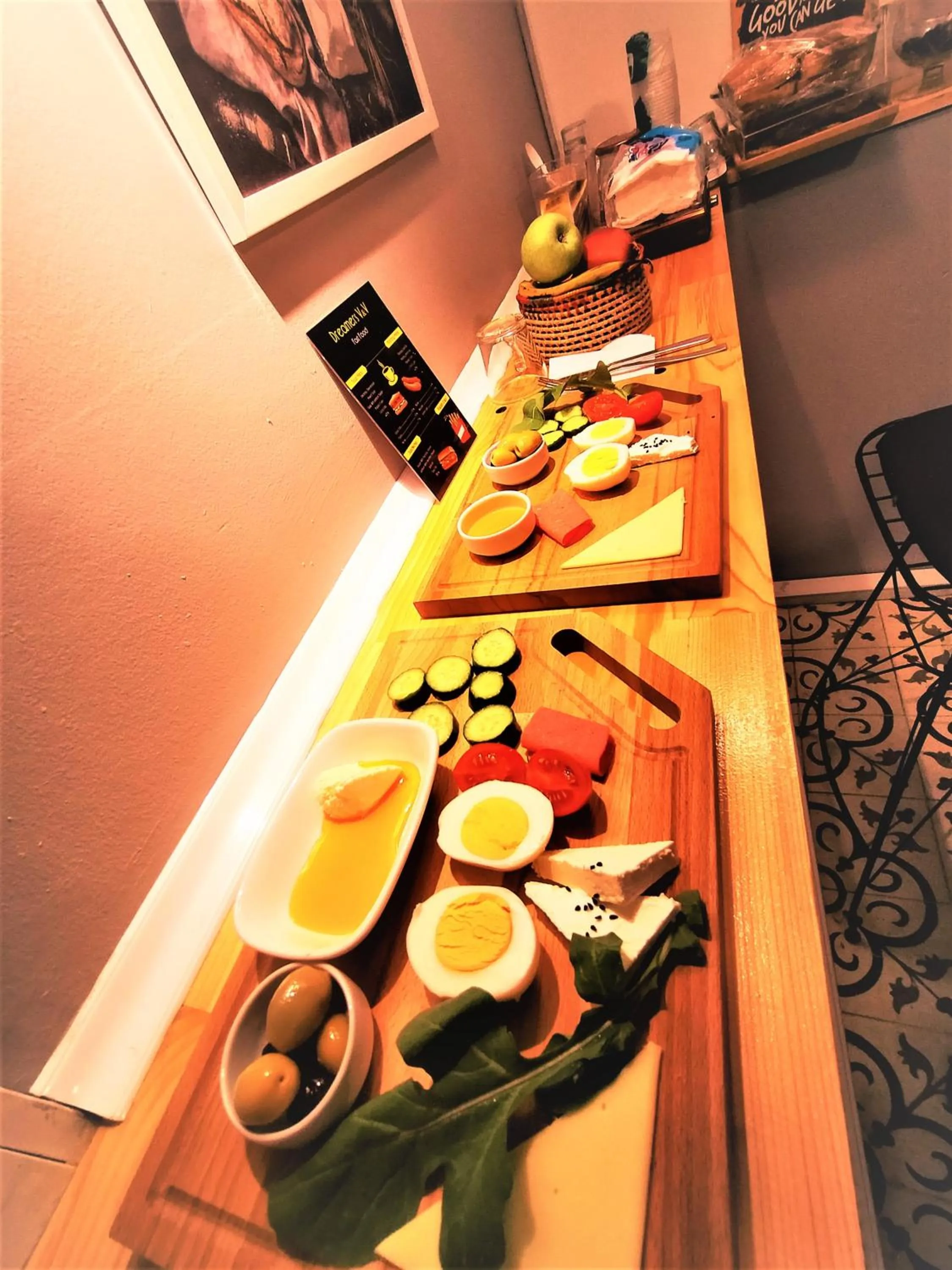 Food in Dreamers V&V Hotel Cihangir