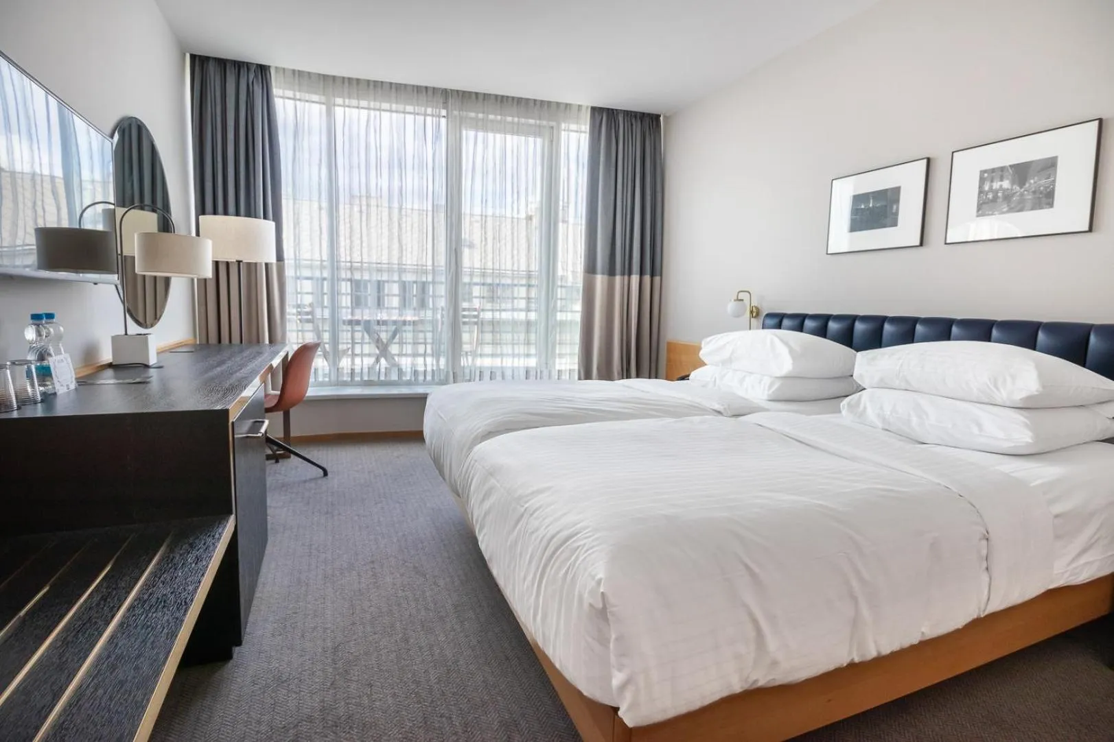 Photo of the whole room, Bed in K+K Hotel Fenix