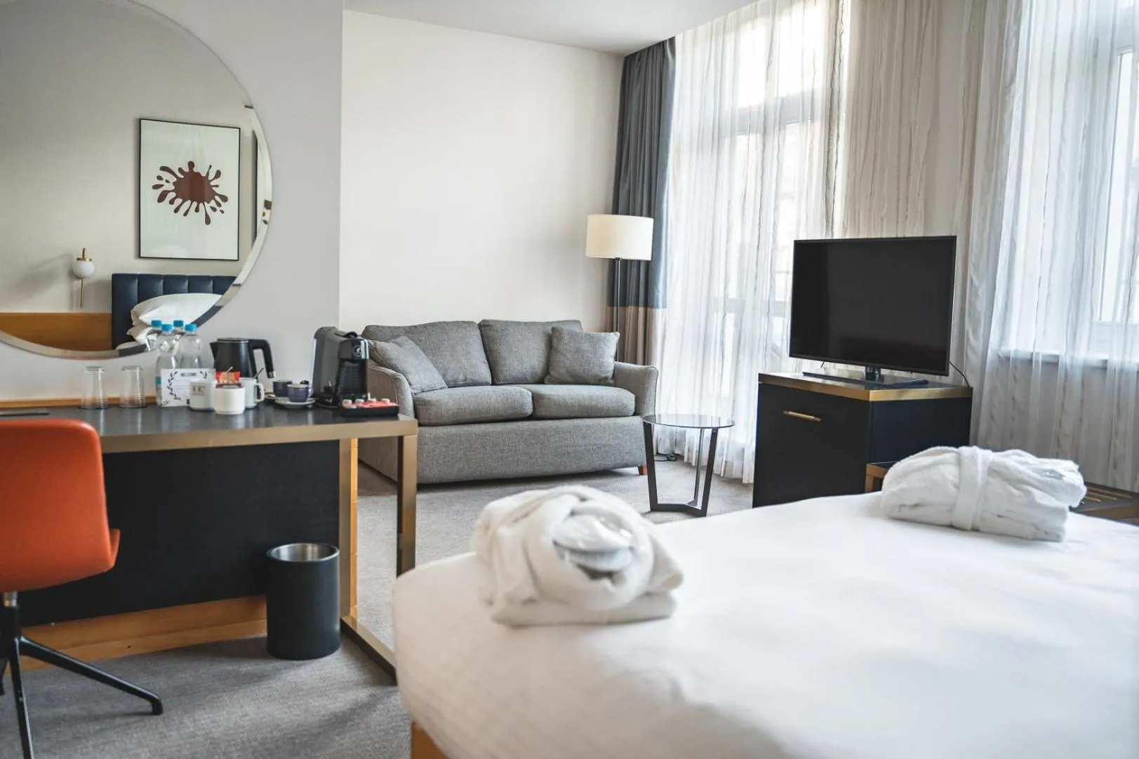 Bedroom, Bed in K+K Hotel Fenix