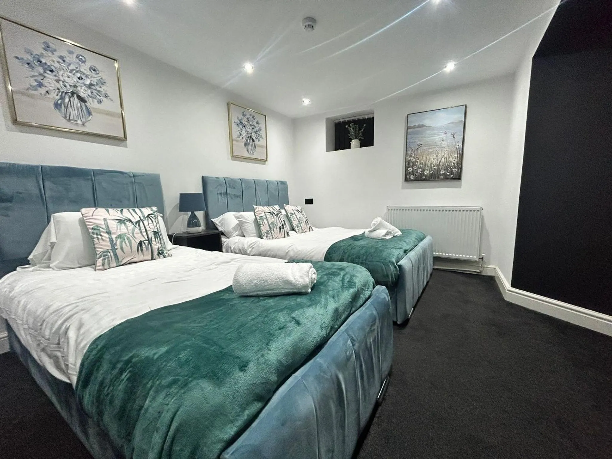 Bedroom, Bed in Wellington Suites by Sasco Apartments