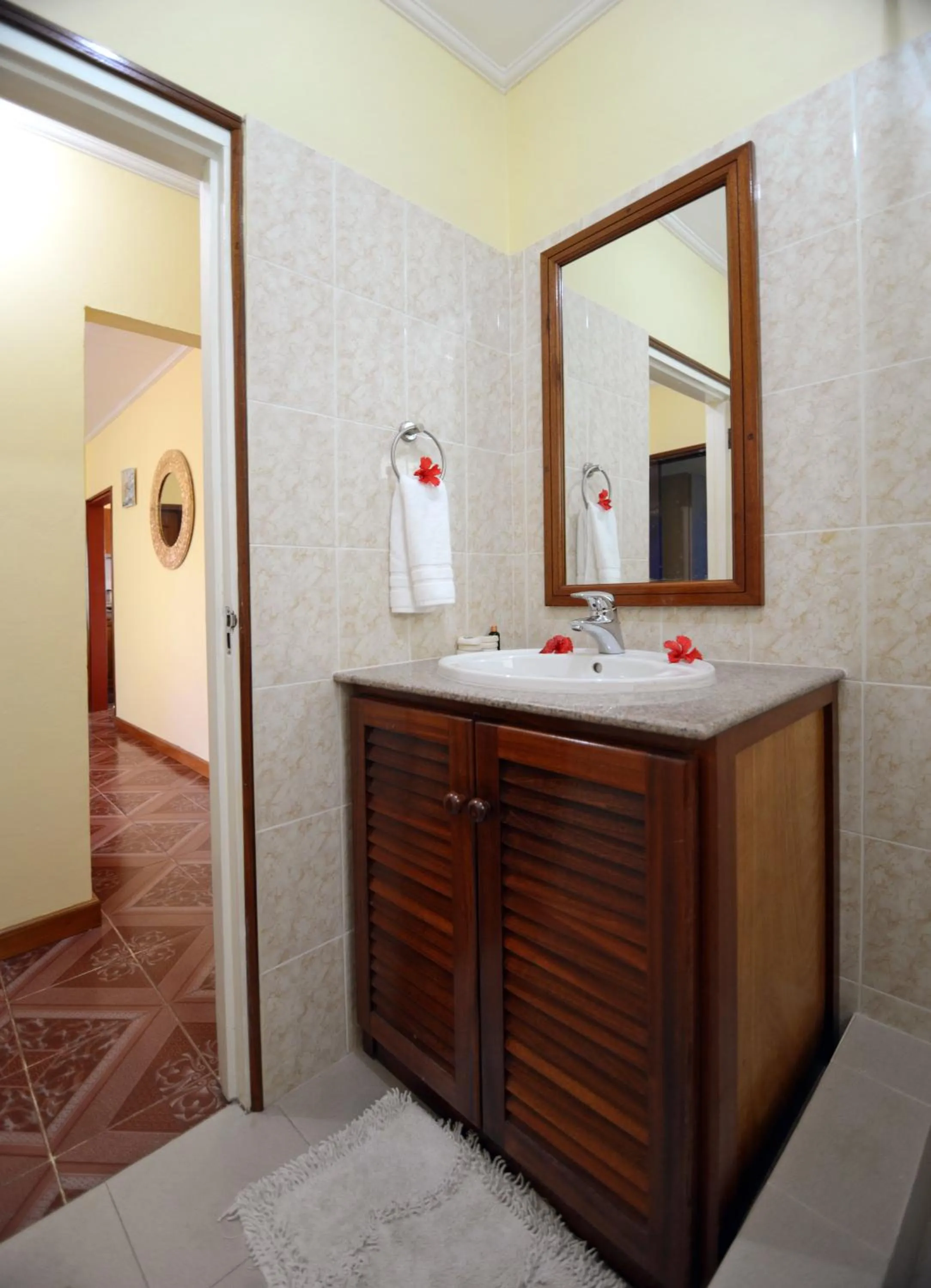Bathroom in Le Relax Self Catering Apartment