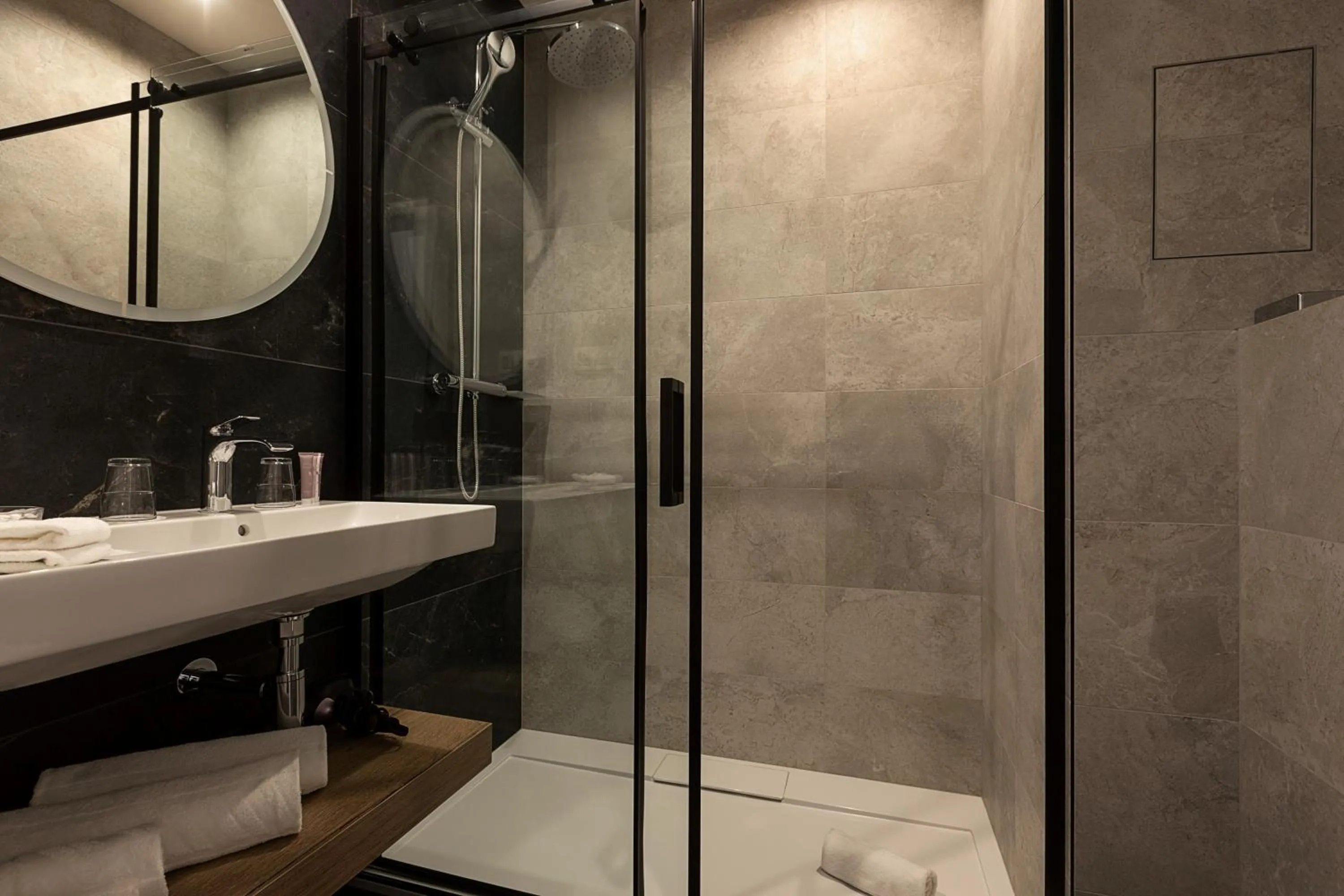 Shower in Hotel Hoffmeister