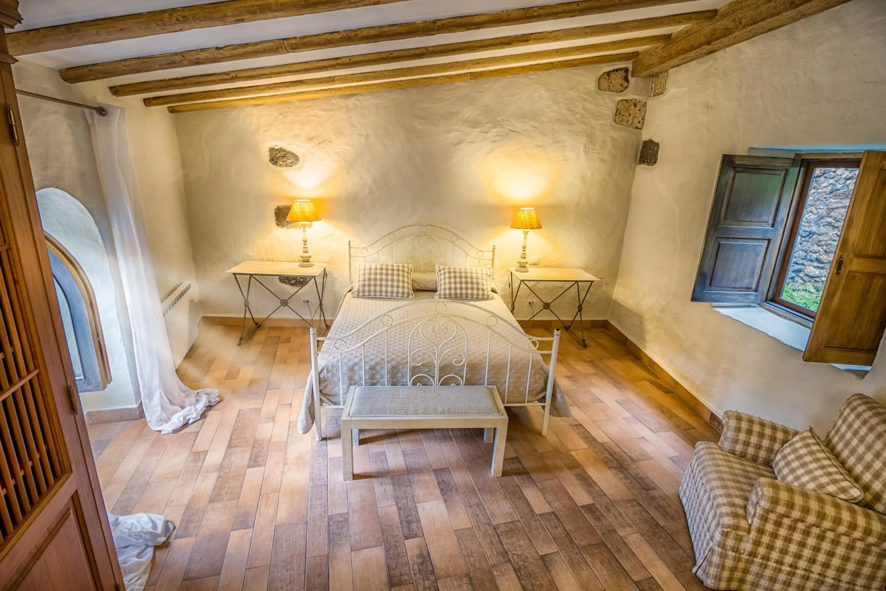 Photo of the whole room, Bed in Hotel Rural LIVVO Maipez