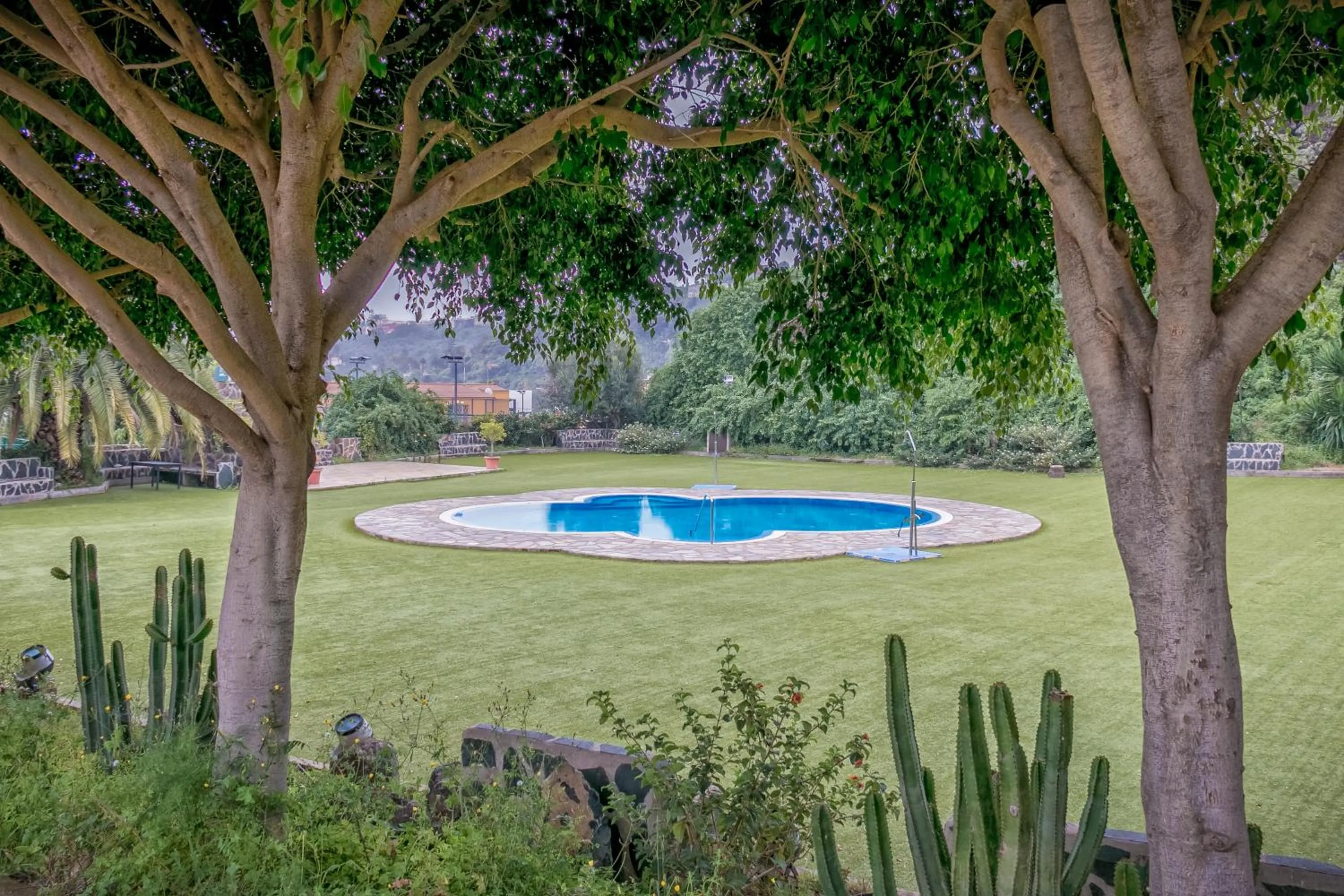 Pool view in Hotel Rural LIVVO Maipez