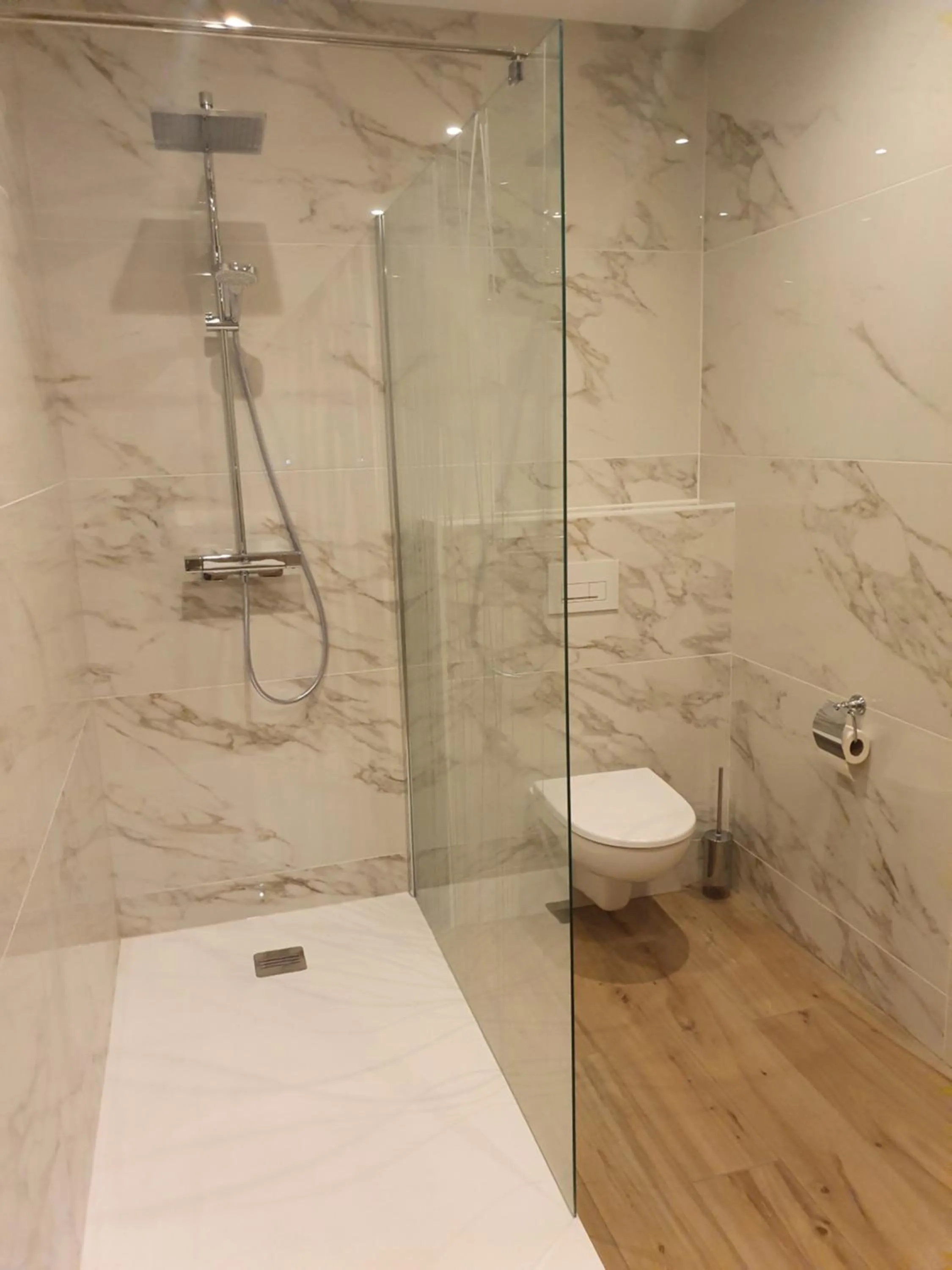 La suite de la route des chateaux