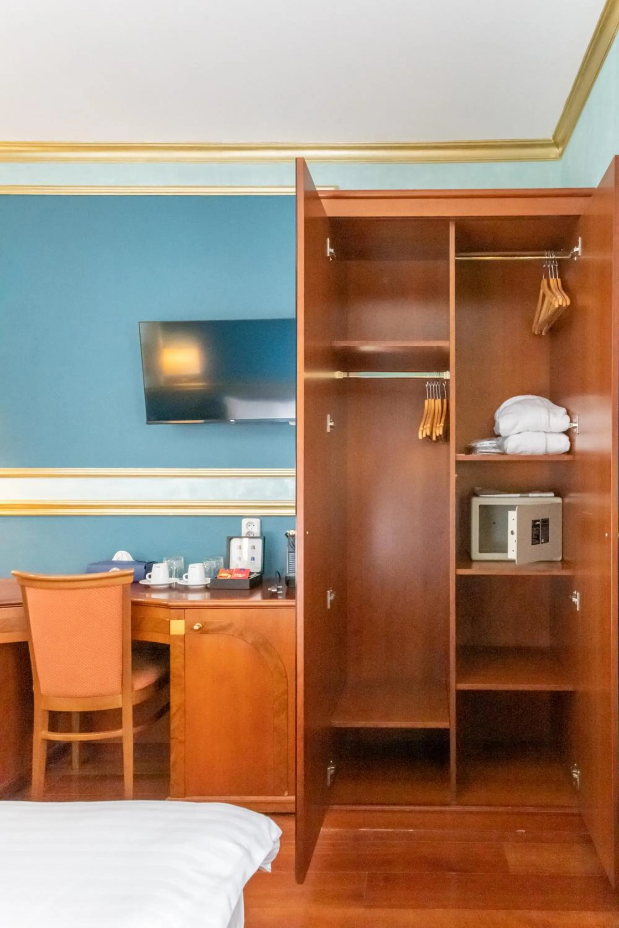 hair dresser in Hotel Kinsky Fountain