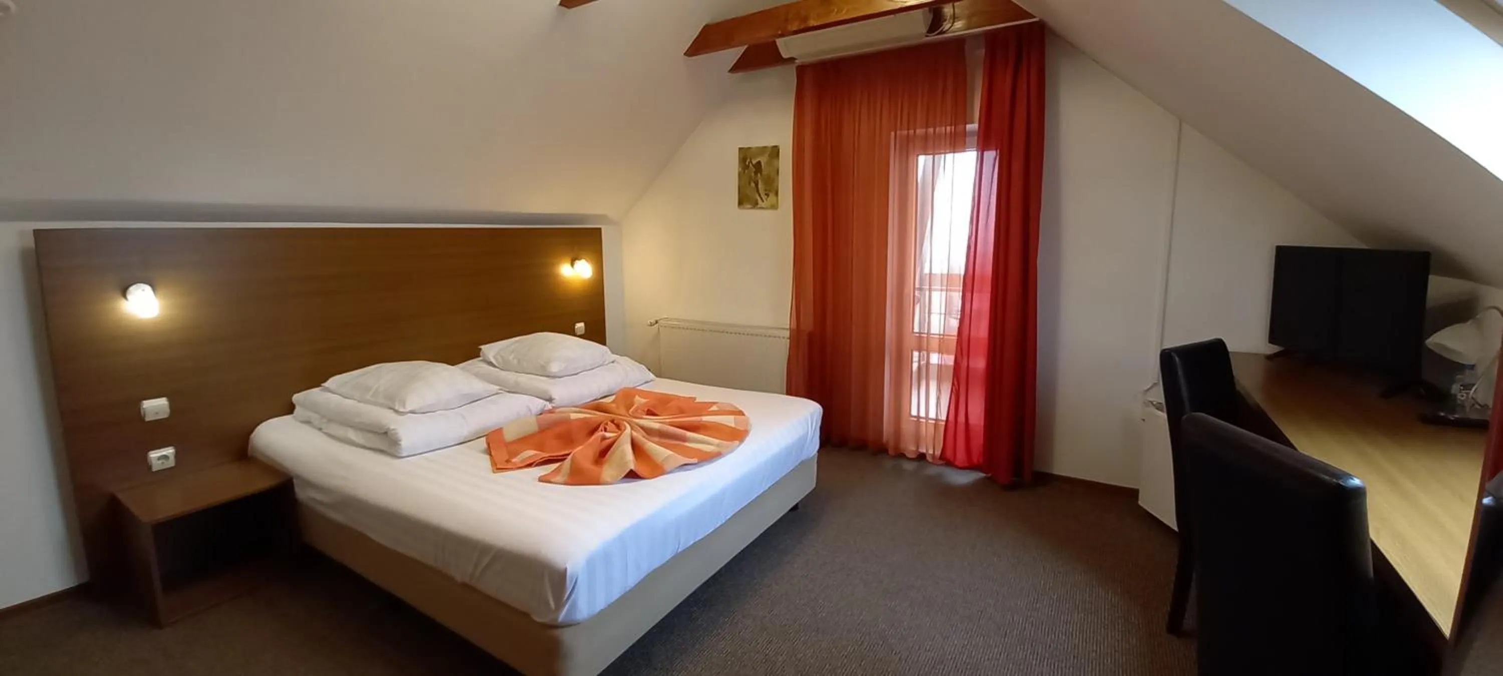 Bed in Pensiunea Riunione