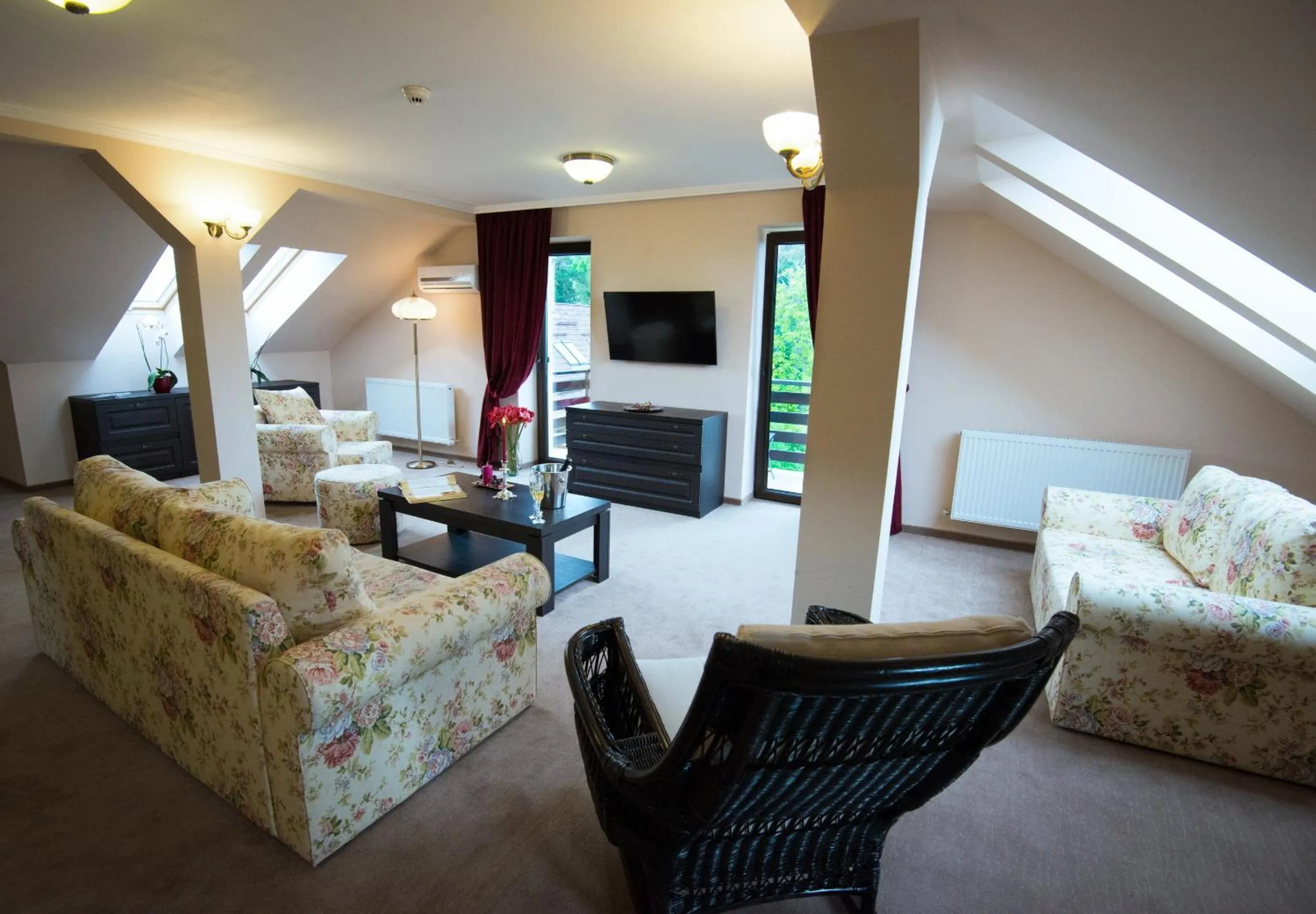 Living room in Pensiunea Toscana