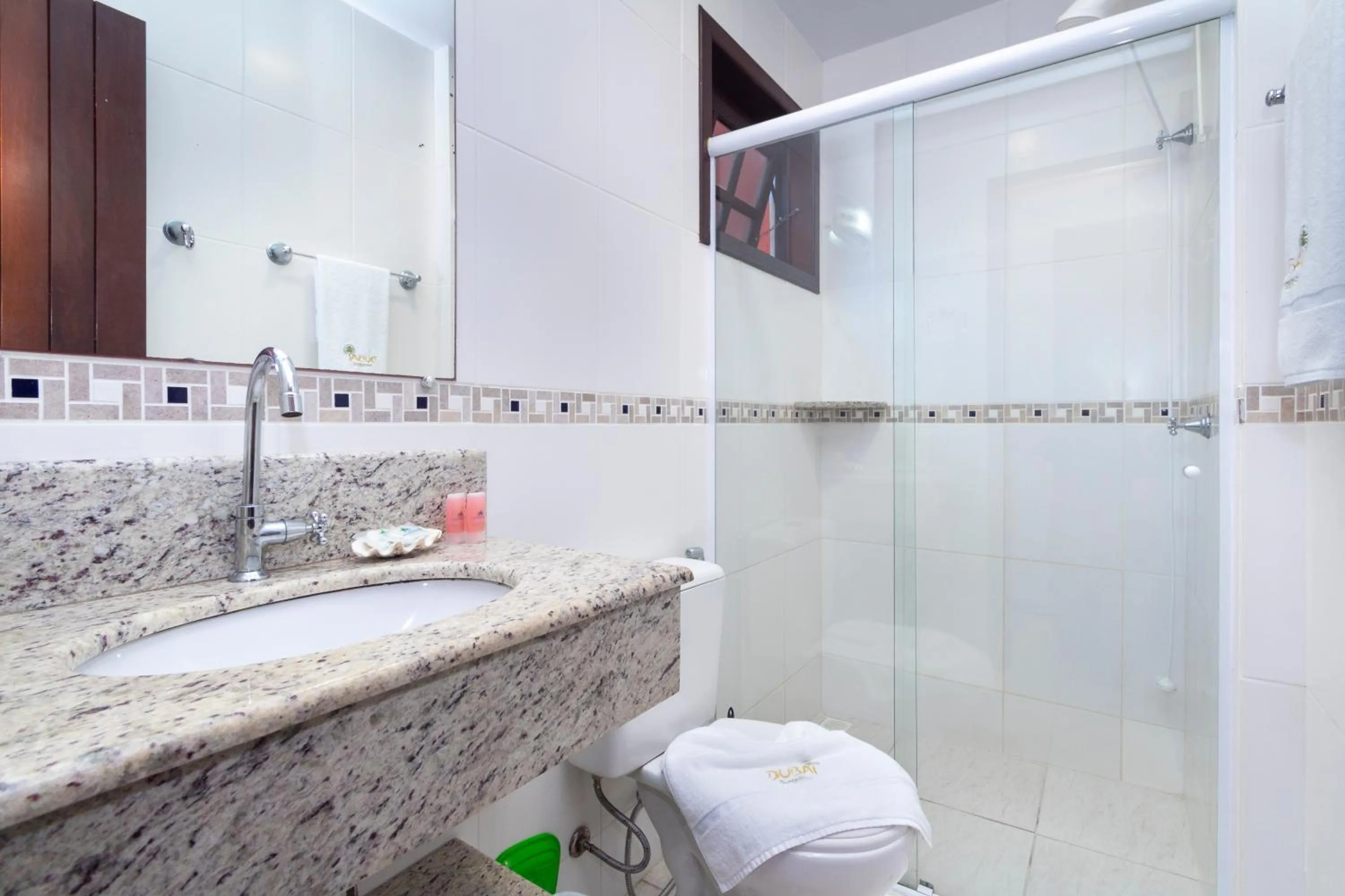 Bathroom in Dubai Bungalows Bombinhas