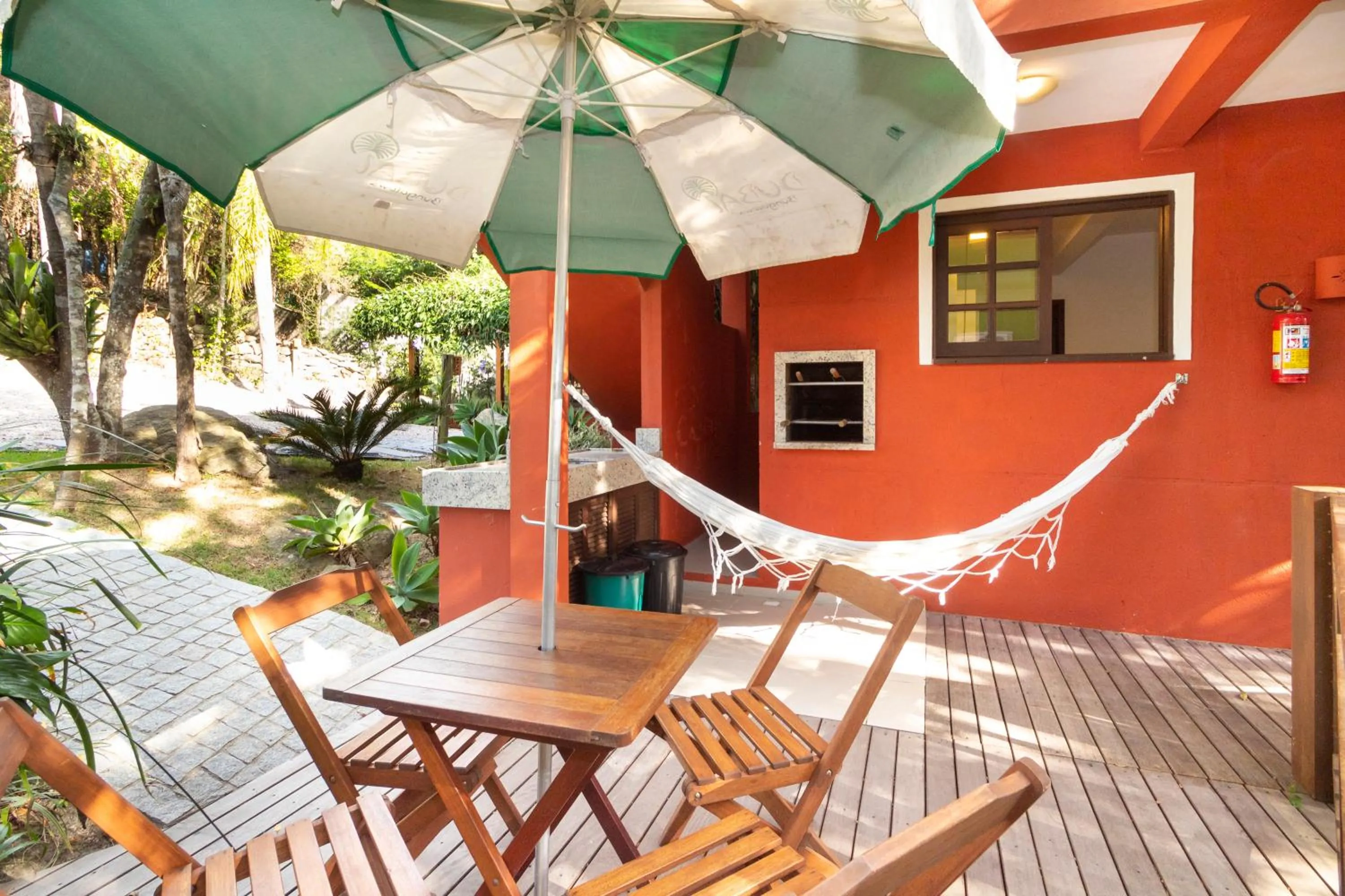 Patio in Dubai Bungalows Bombinhas