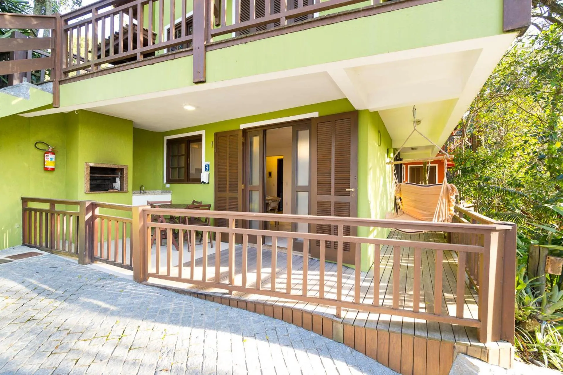 Facade/entrance in Dubai Bungalows Bombinhas