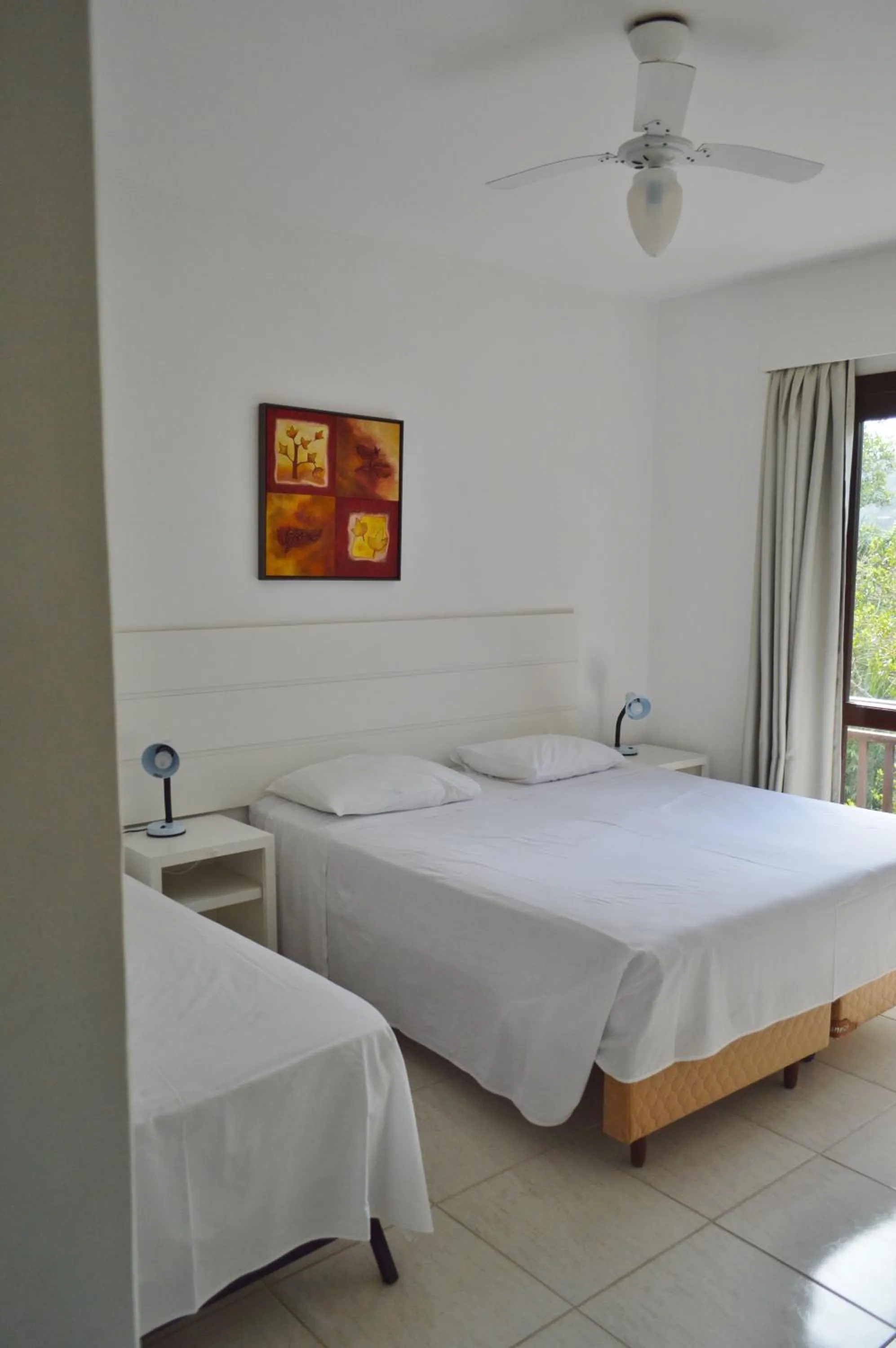 Bedroom, Bed in Dubai Bungalows Bombinhas