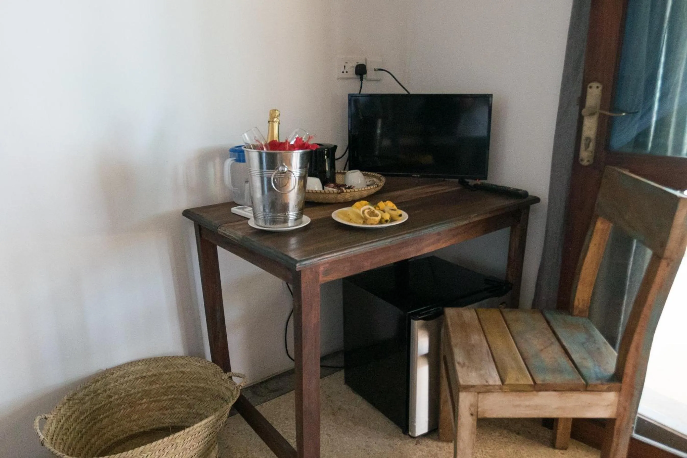 Coffee/tea facilities in Reef & Beach Resort - Spa Jambiani