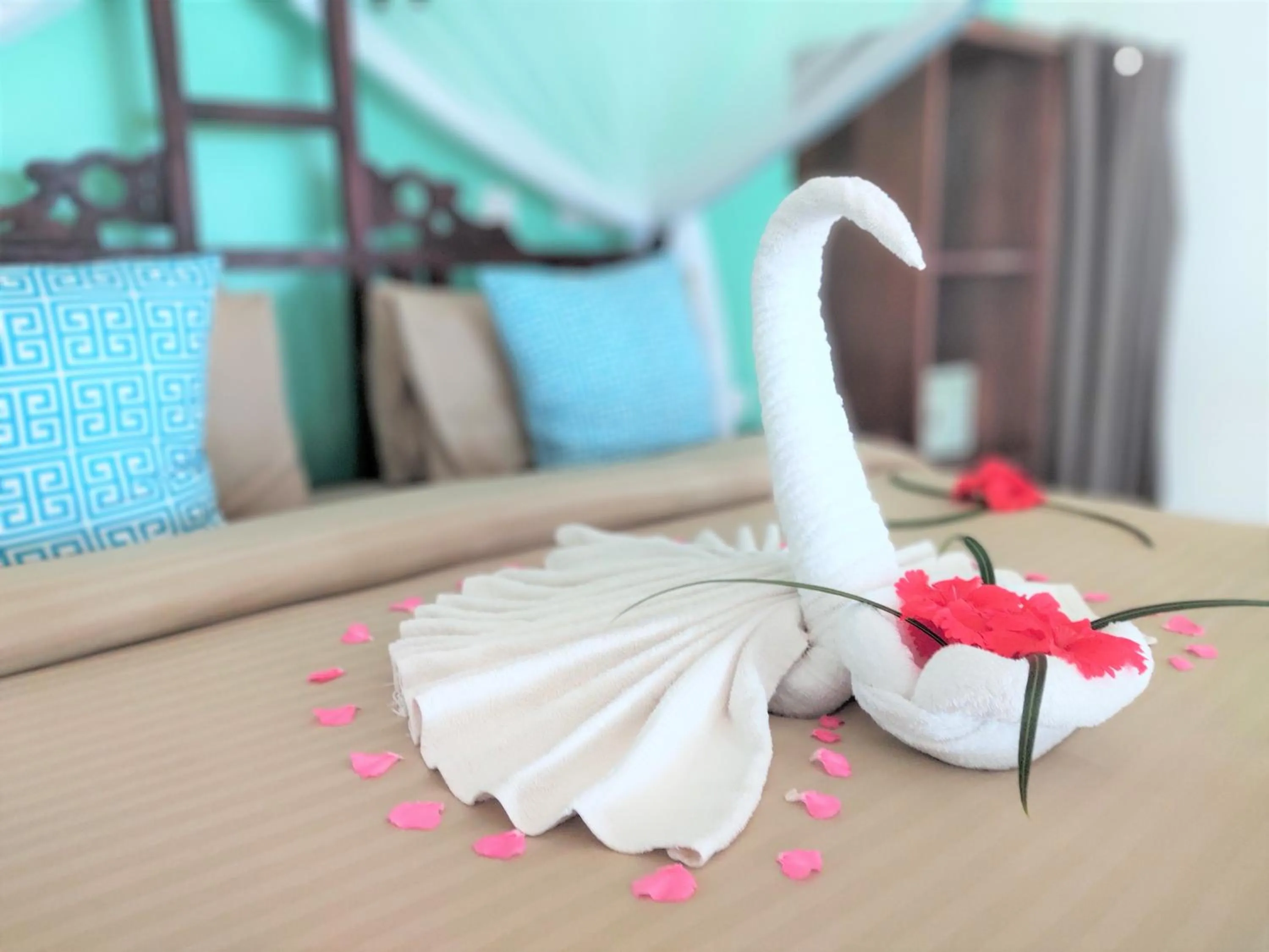 Bed in Reef & Beach Resort - Spa Jambiani