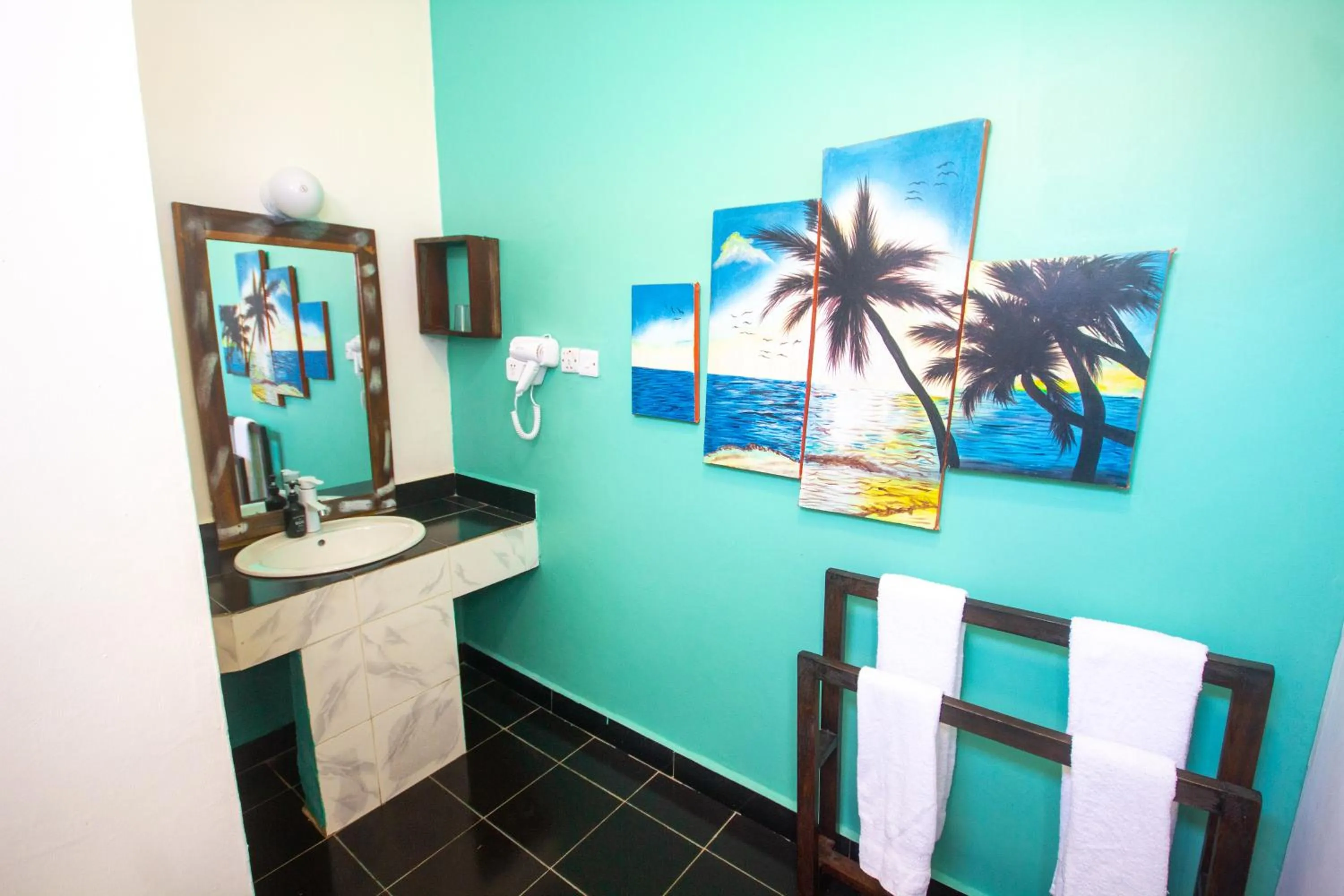 Bathroom in Reef & Beach Resort - Spa Jambiani