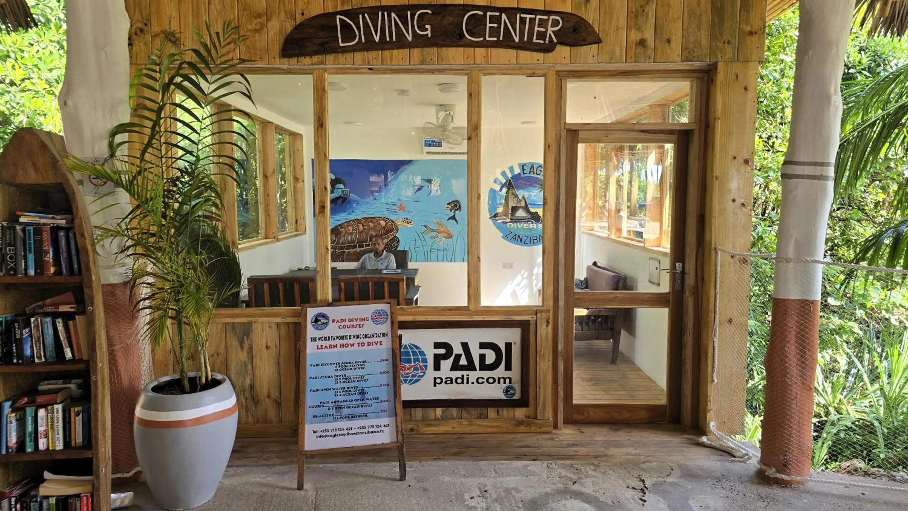 Diving in Reef & Beach Resort - Spa Jambiani
