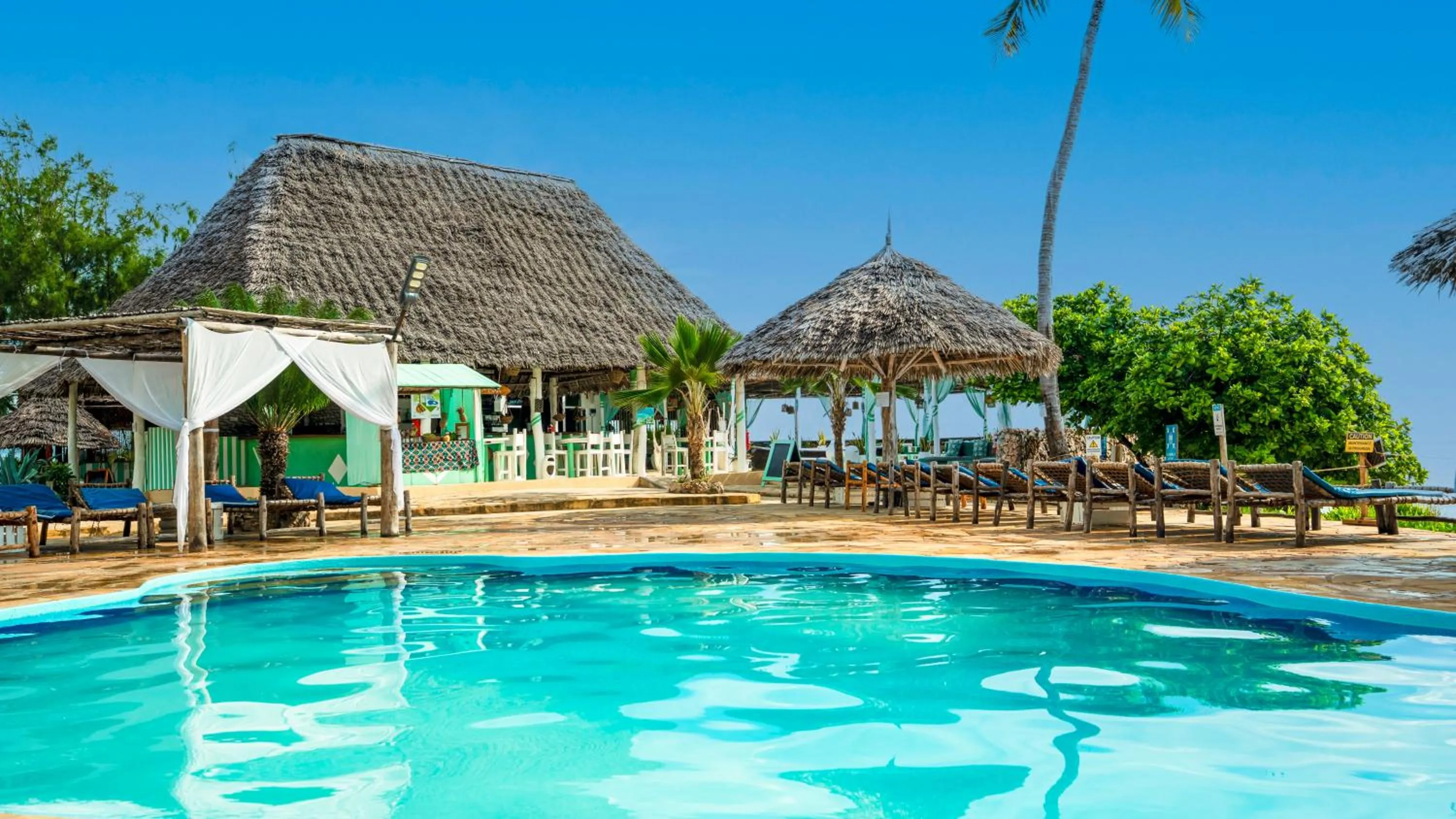 Swimming pool in Reef & Beach Resort - Spa Jambiani